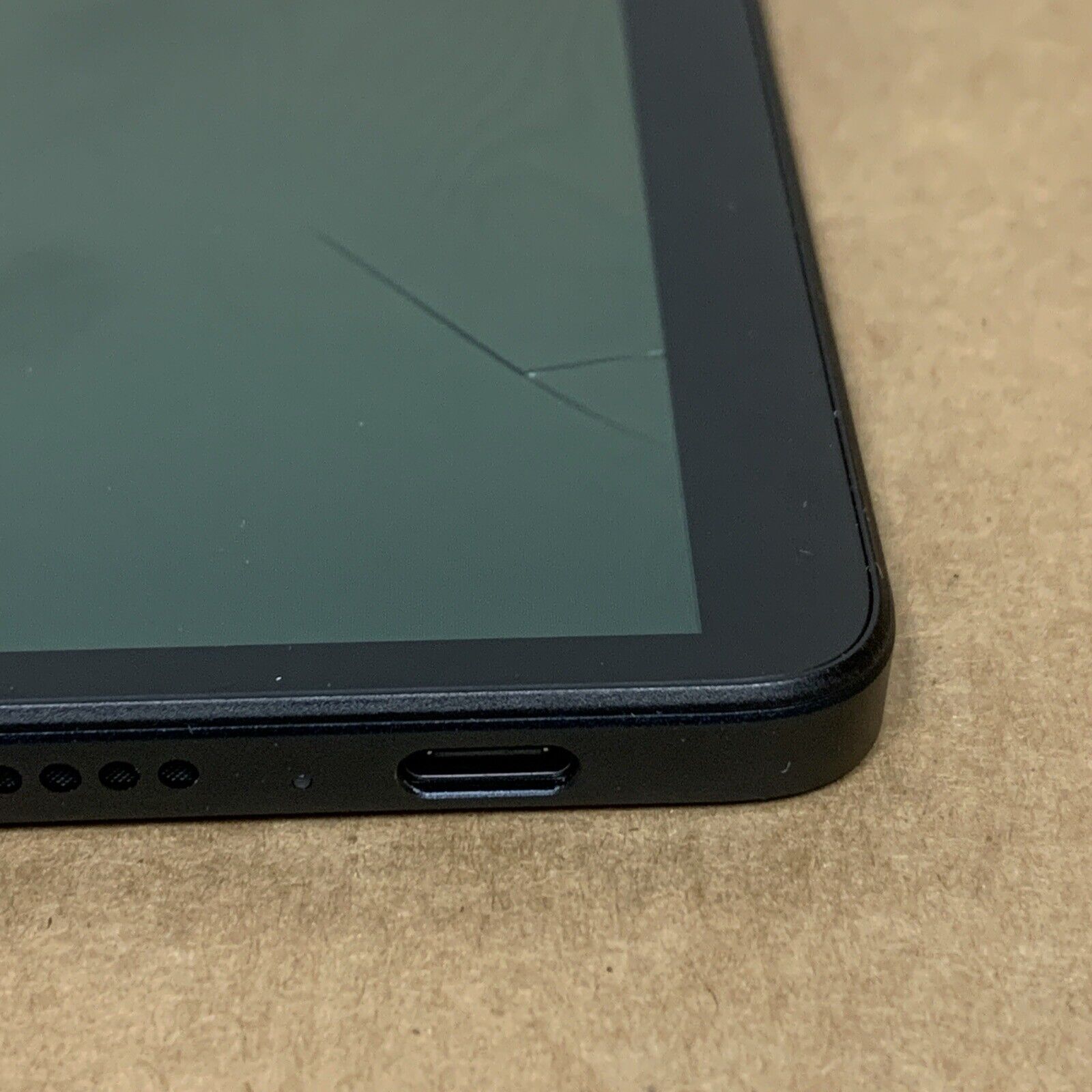 Lenovo 13.3" Duet 5 Chromebook 13Q7C6 Tablet - Screen Broken - As-Is/BAD