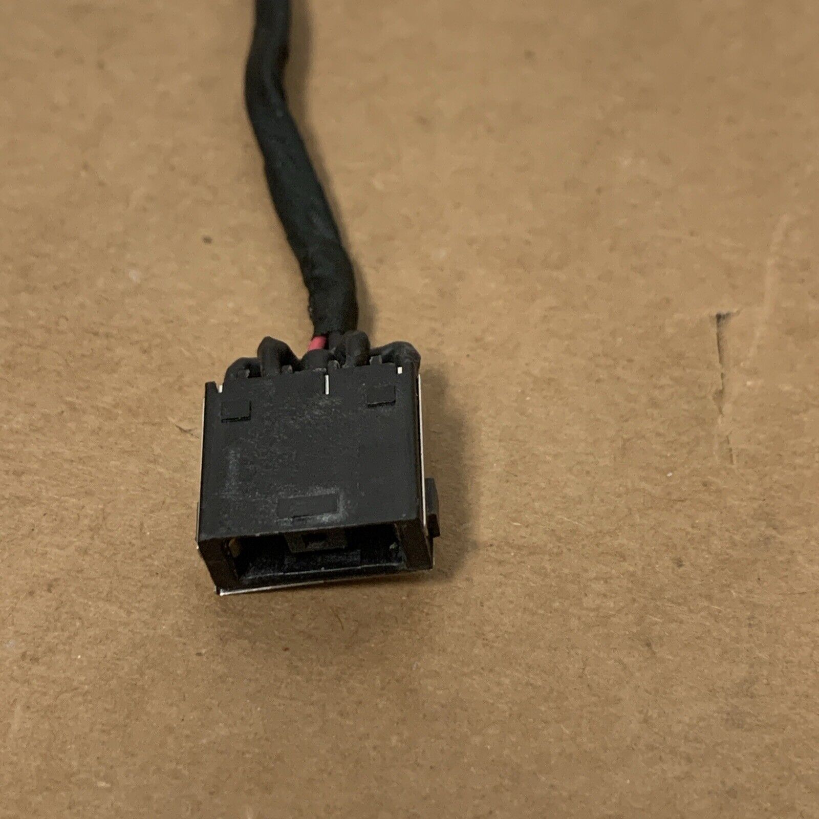 Lenovo Z51-70 DC IN POWER JACK CABLE AIWZ1 DC30100UN00