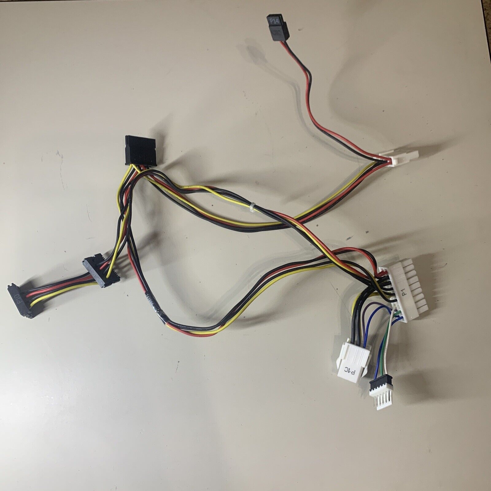 HP 747286-001 Cable assembly – Power supply unit adapter for Z230 Desktop