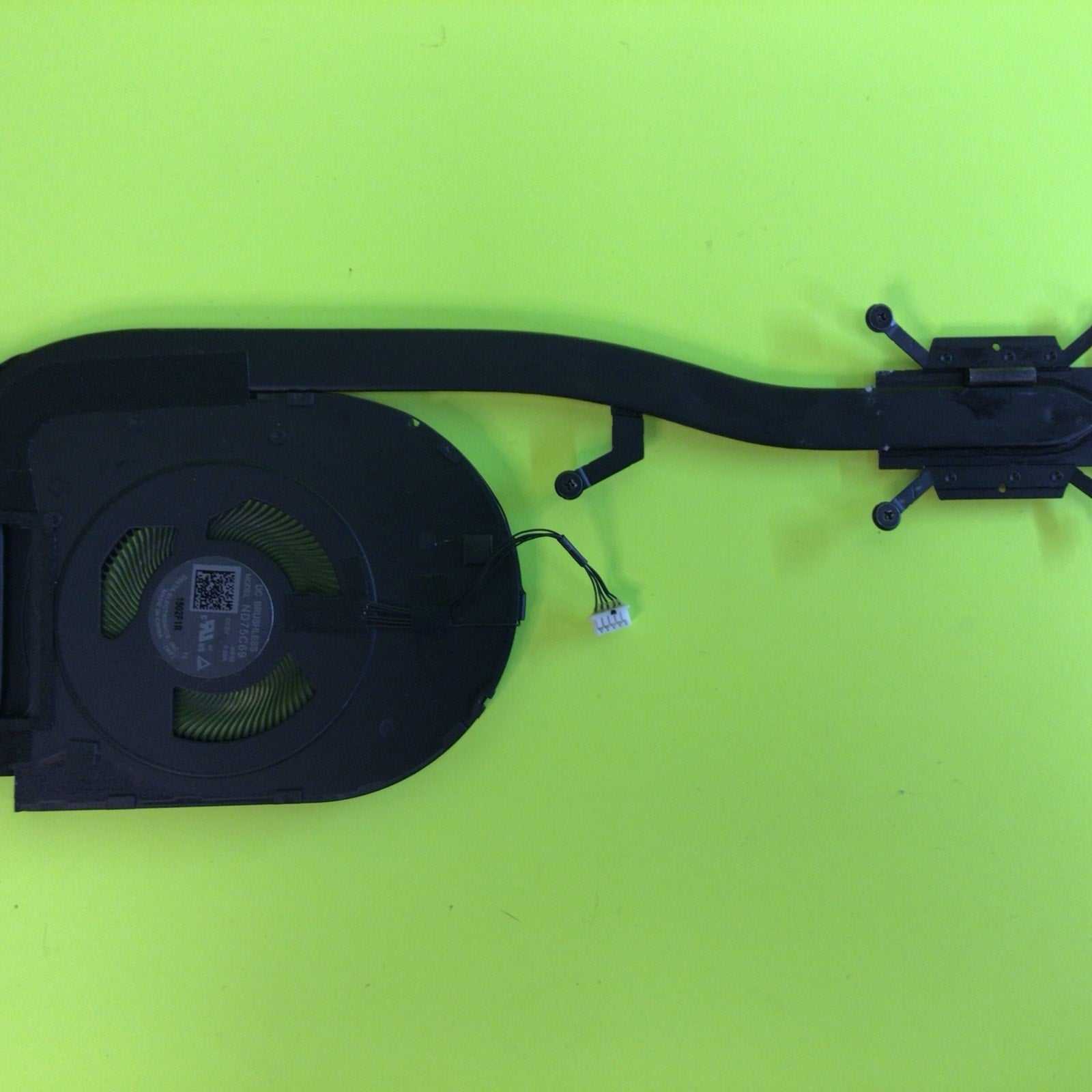 Lenovo ThinkPad T15 Gen 2 CPU Fan and Heatsink 5H41B77170