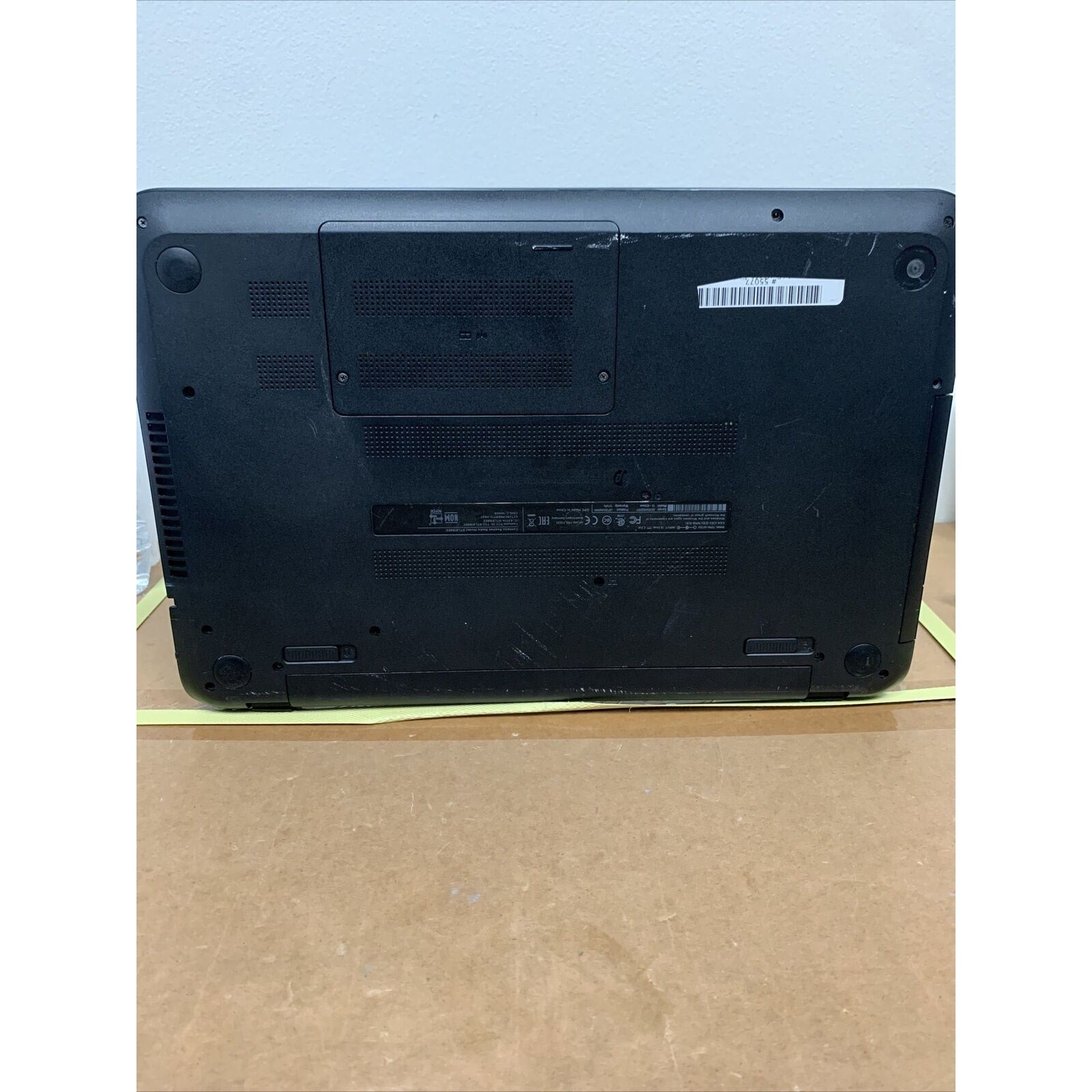 HP Notebook 15-f233wm Intel N3050 4GB/500GB - No Power Adapter - BOOTS READ