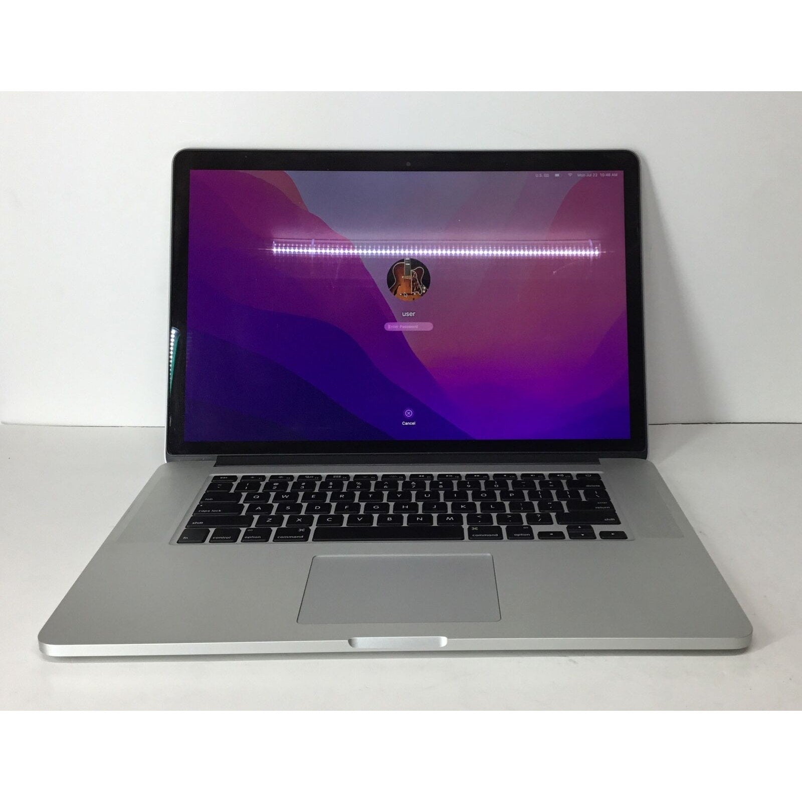 Macbook Pro 15" i7 2.5 GHz 16GB A1398- Working, Screen Flickers