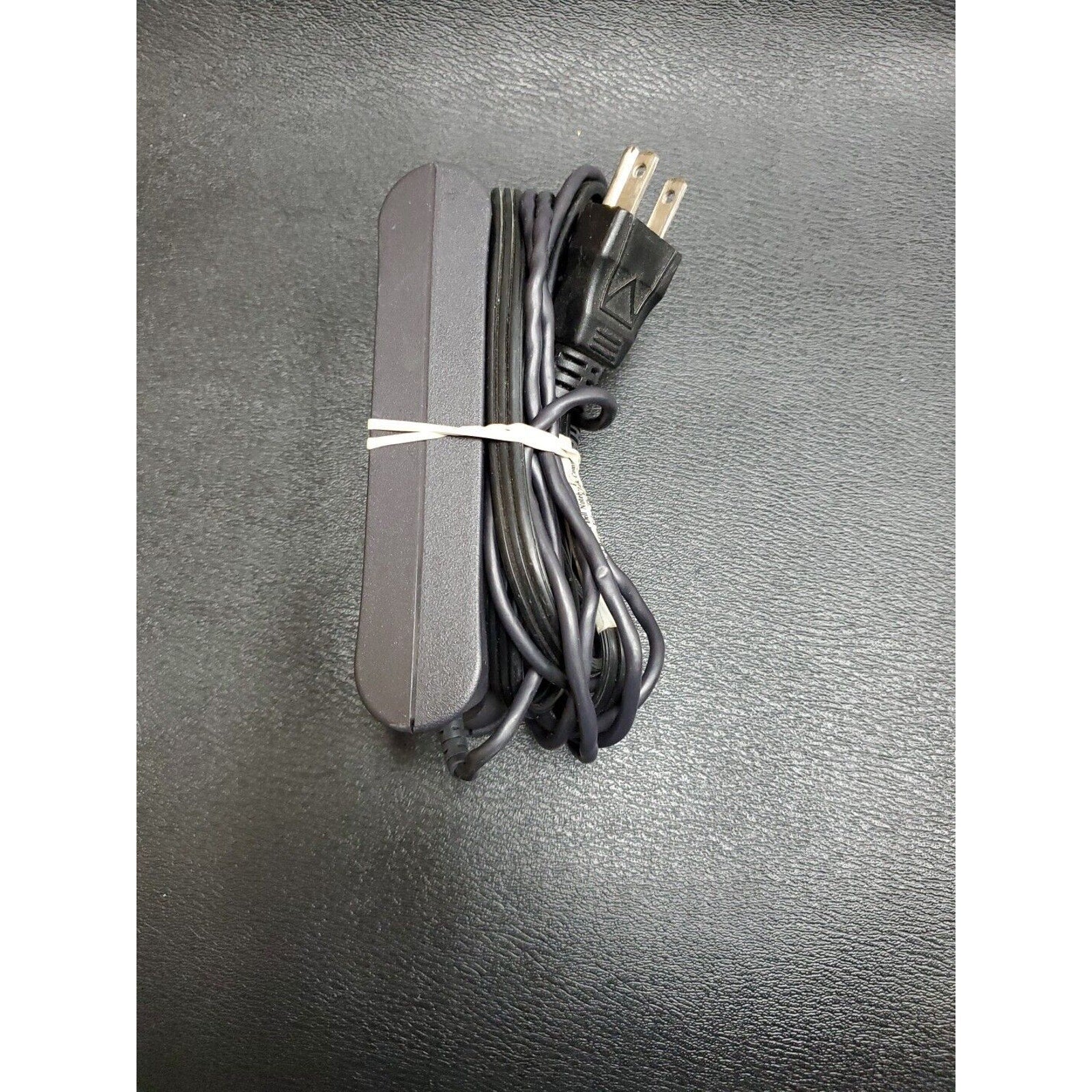 Genuine Dell AA22850 65W 19.5V 3.34A AC Adapter PA-12 05U092