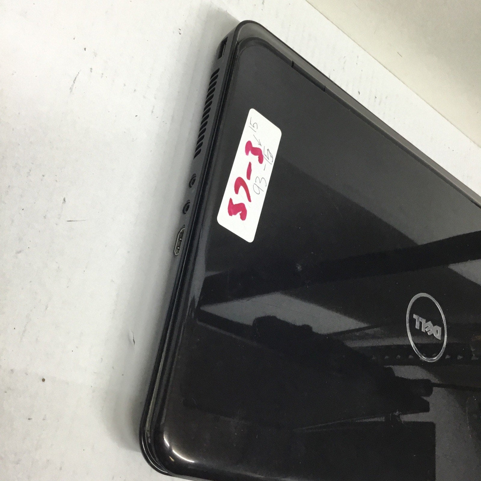 For Parts Dell Inspiron N5010 15.6" Intel Core i3-370M 4GB RAM NO HDD NO OS