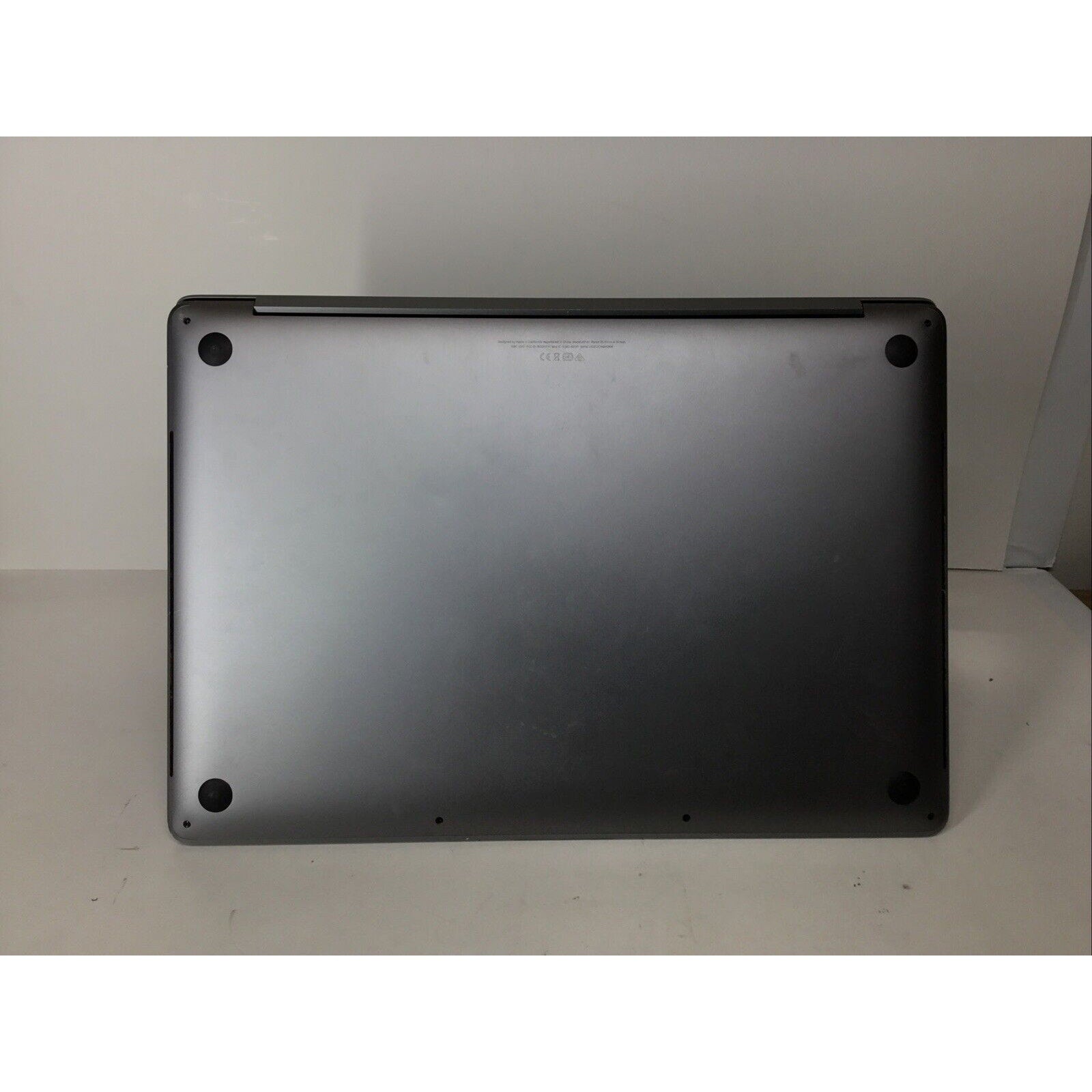 Apple MacBook Pro 16'' - 2.6GHz 6-Core Core i7, 16GB RAM, 512GB SSD (A2141)