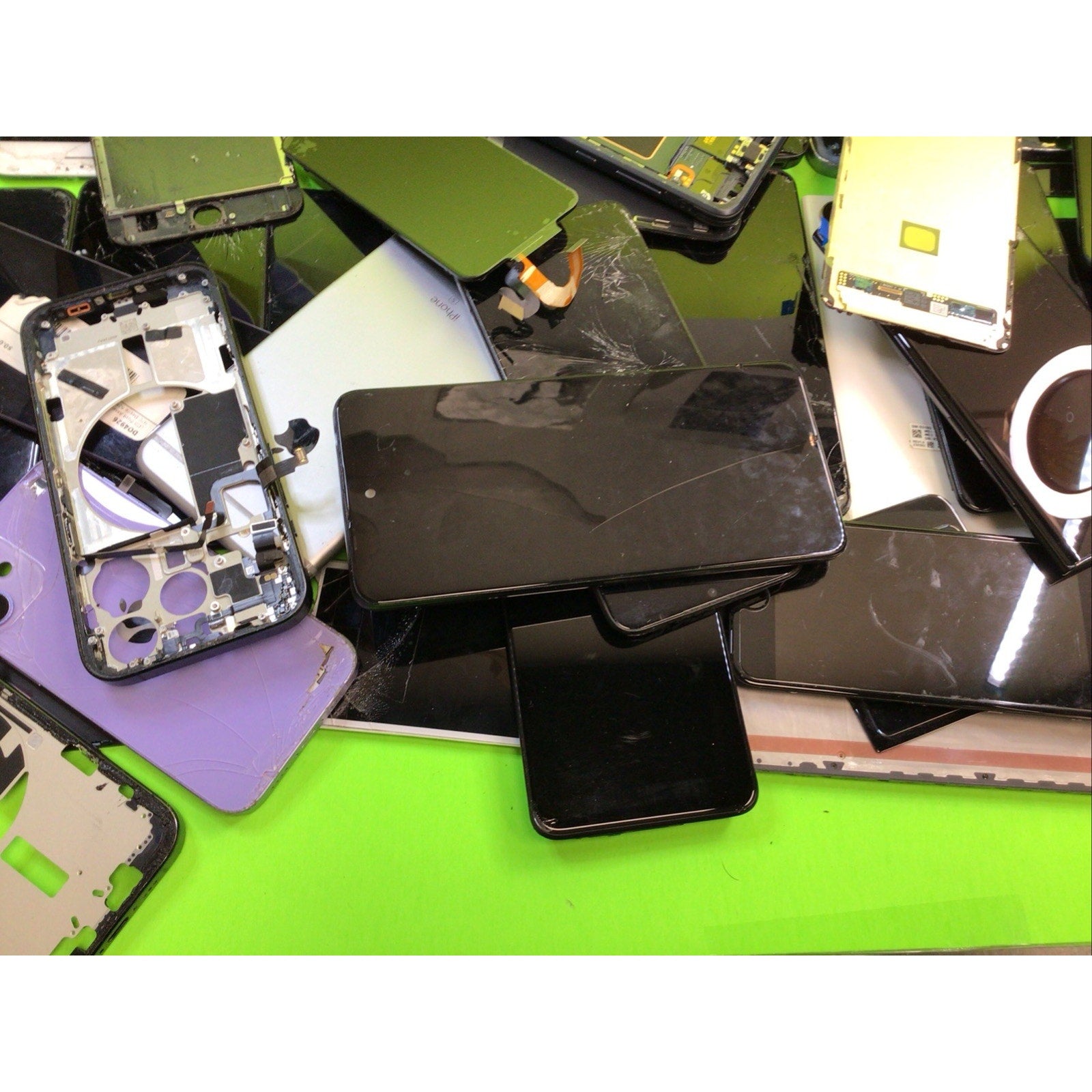 49 Pieces Unsorted Phone Screens Frames and Back Glass FOR PARTS or RECYCLING