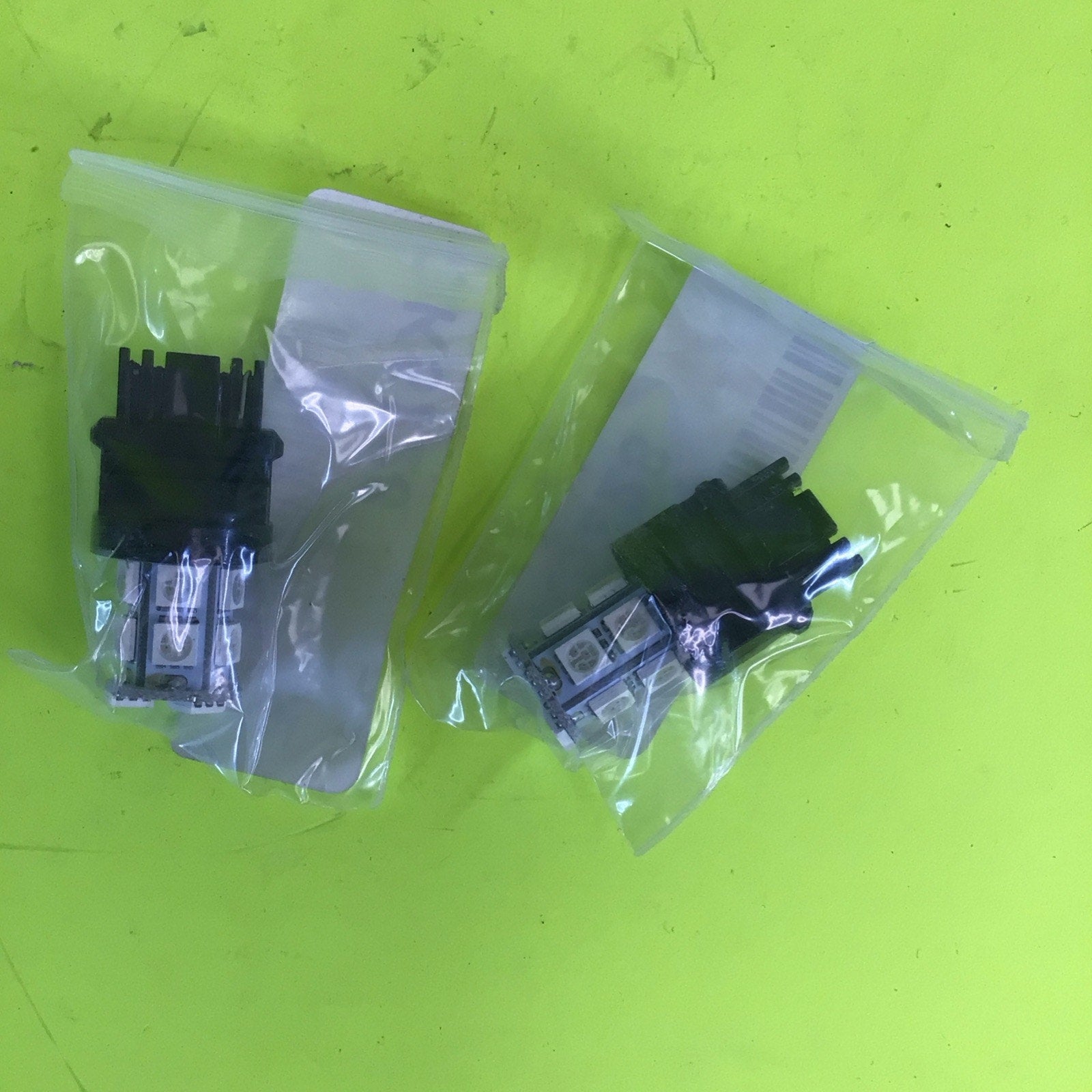 2 Pack HC-3156-13-5050SMD Yellow