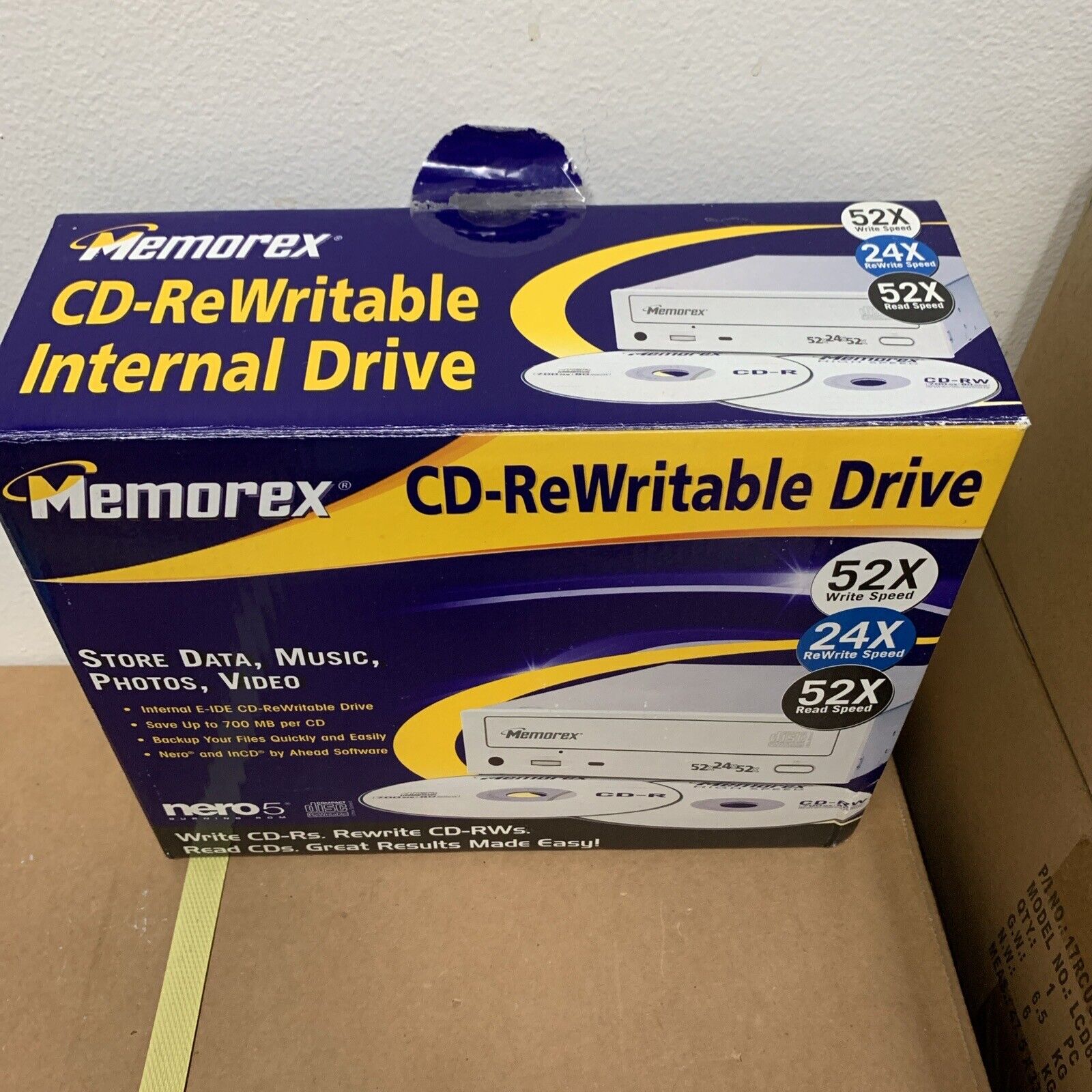 Vintage Hewlett Packard HP IDE CD-Writer Plus 8250i