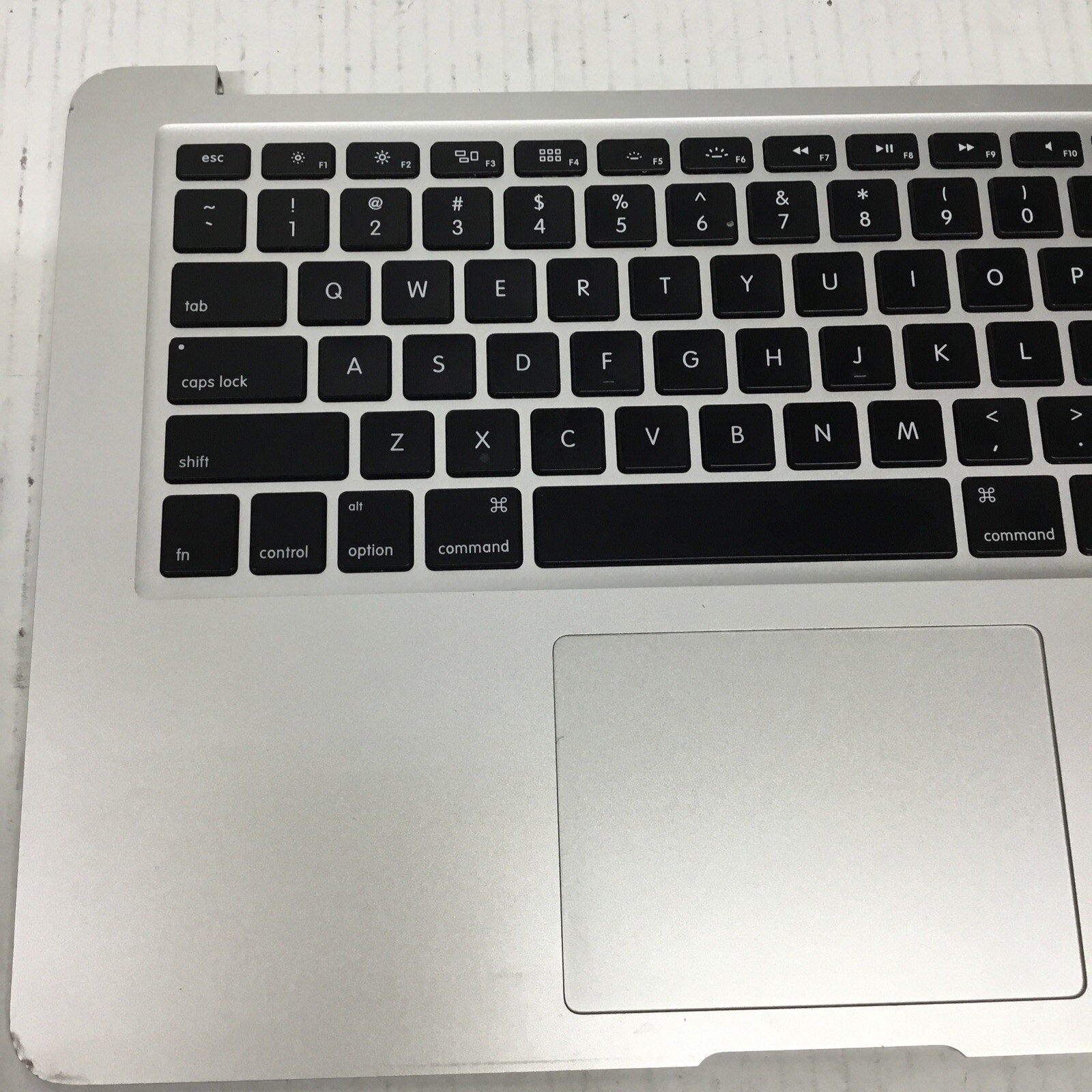 2017 MacBook Air A1466 Top Case keyboard Trackpad No Batt READ DESC
