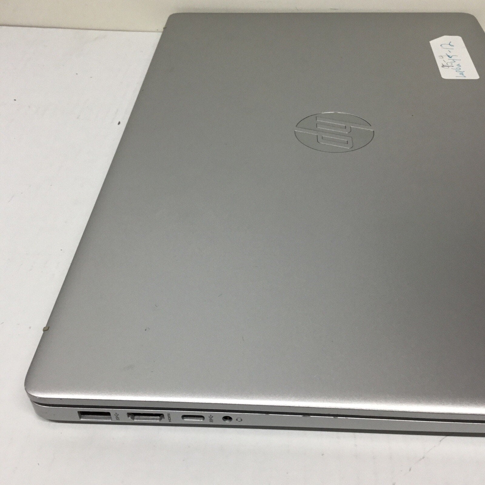 HP 17-CP0700DX 17.3 AMD Ryzen 5 5500U 8GB RAM FOR PARTS READ DESC