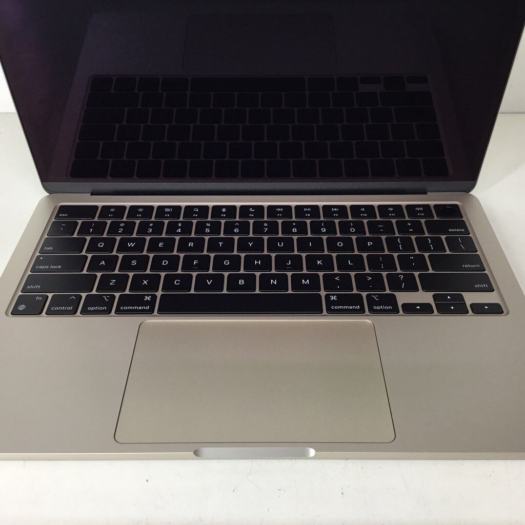 2024 Apple MacBook Air 13.6in M3 Chip 256 GB SSD 8GB RAM 8-Core GPU MRXT3LL/A