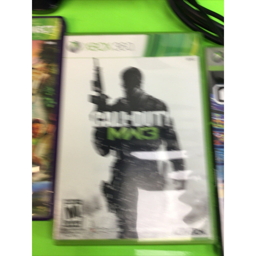 Microsoft Xbox 360 S 2GB Console Bundle With Kinect 2 Controllers 5 Games