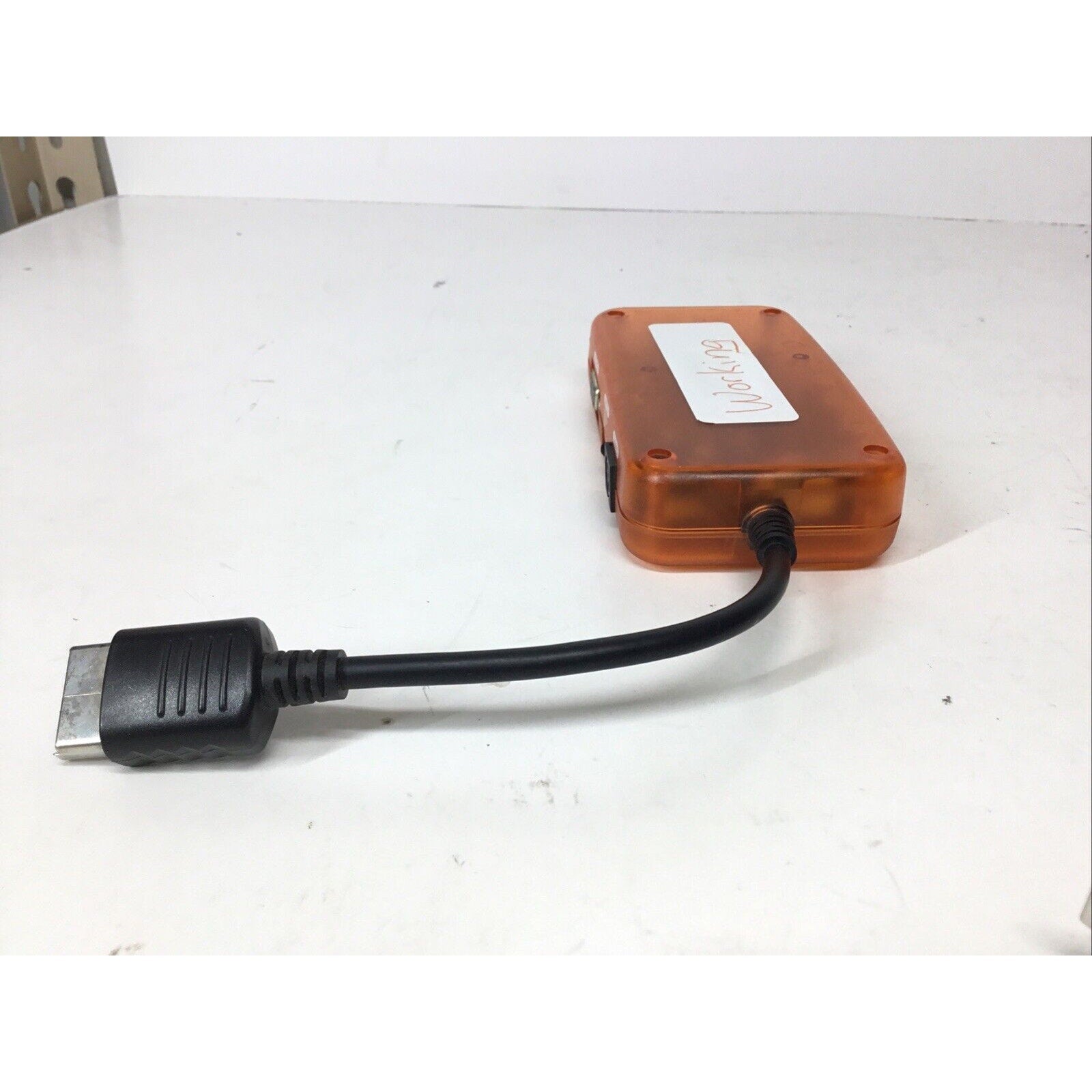 Madness Gameware Sega Dreamcast DC-VGA Adapter VGA-Out S-Video RCA