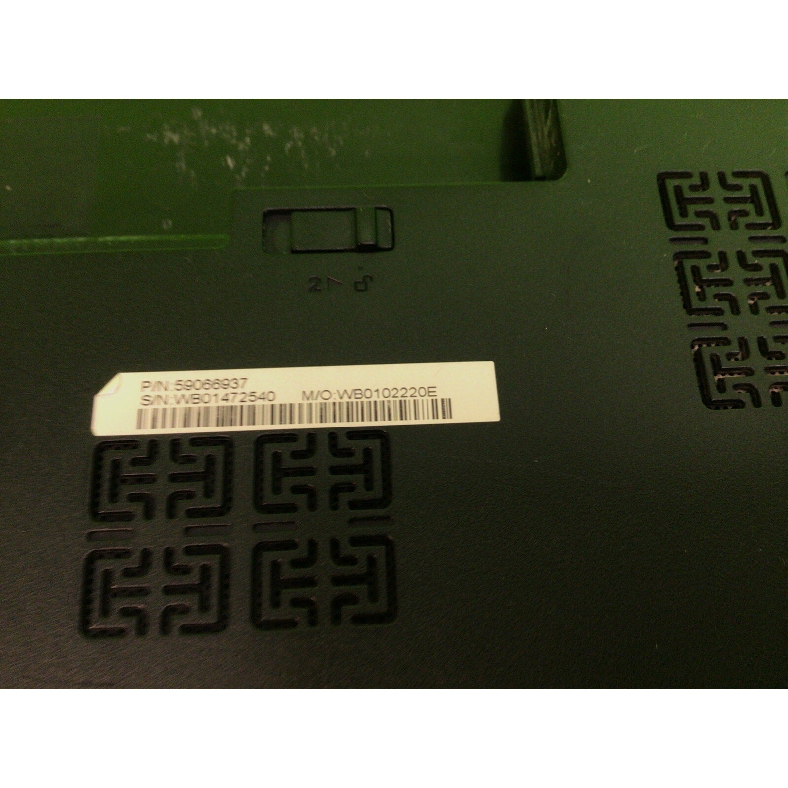 Lenovo V560, i3-M380 @2.53GHz, 4GB RAM, No HDD/OS, No Battery