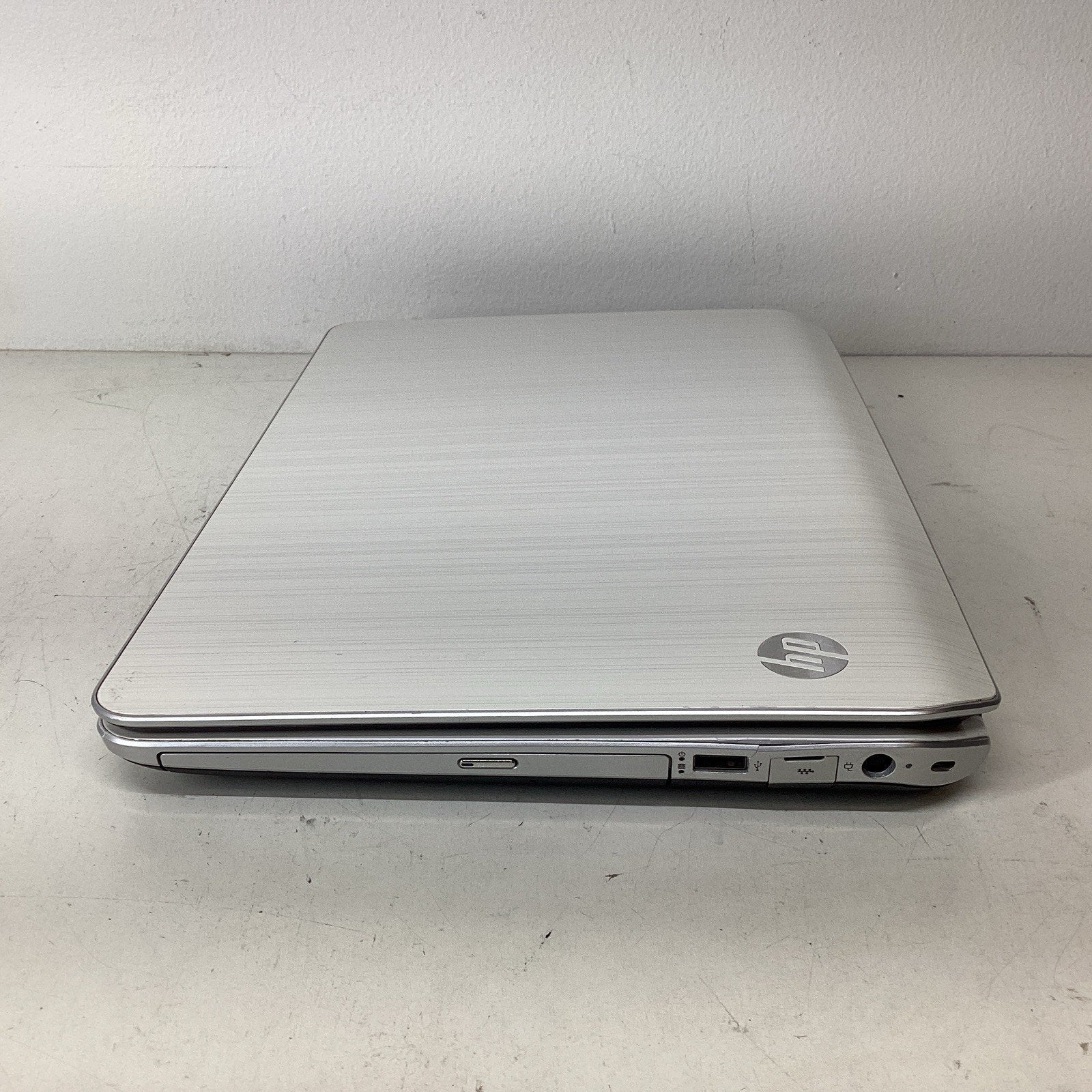 HP Envy dv4-5213cl 14" Laptop Intel Core i5-3210M 8GB RAM 750GB - For Parts