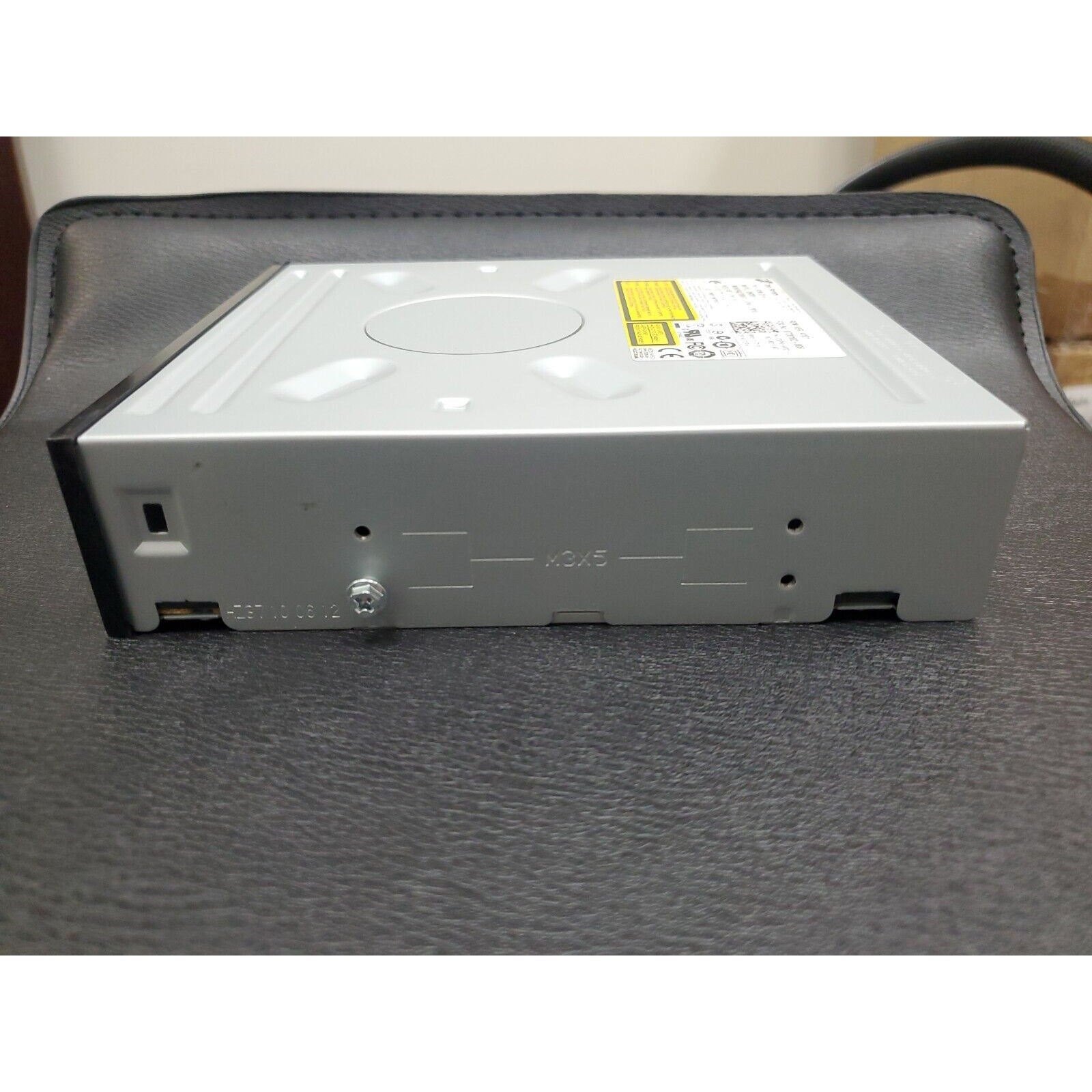 H.L Data Storage DH30N 16X DVD-ROM Drive ROM VER A101 07GPH0-48321-06G-8013-A01