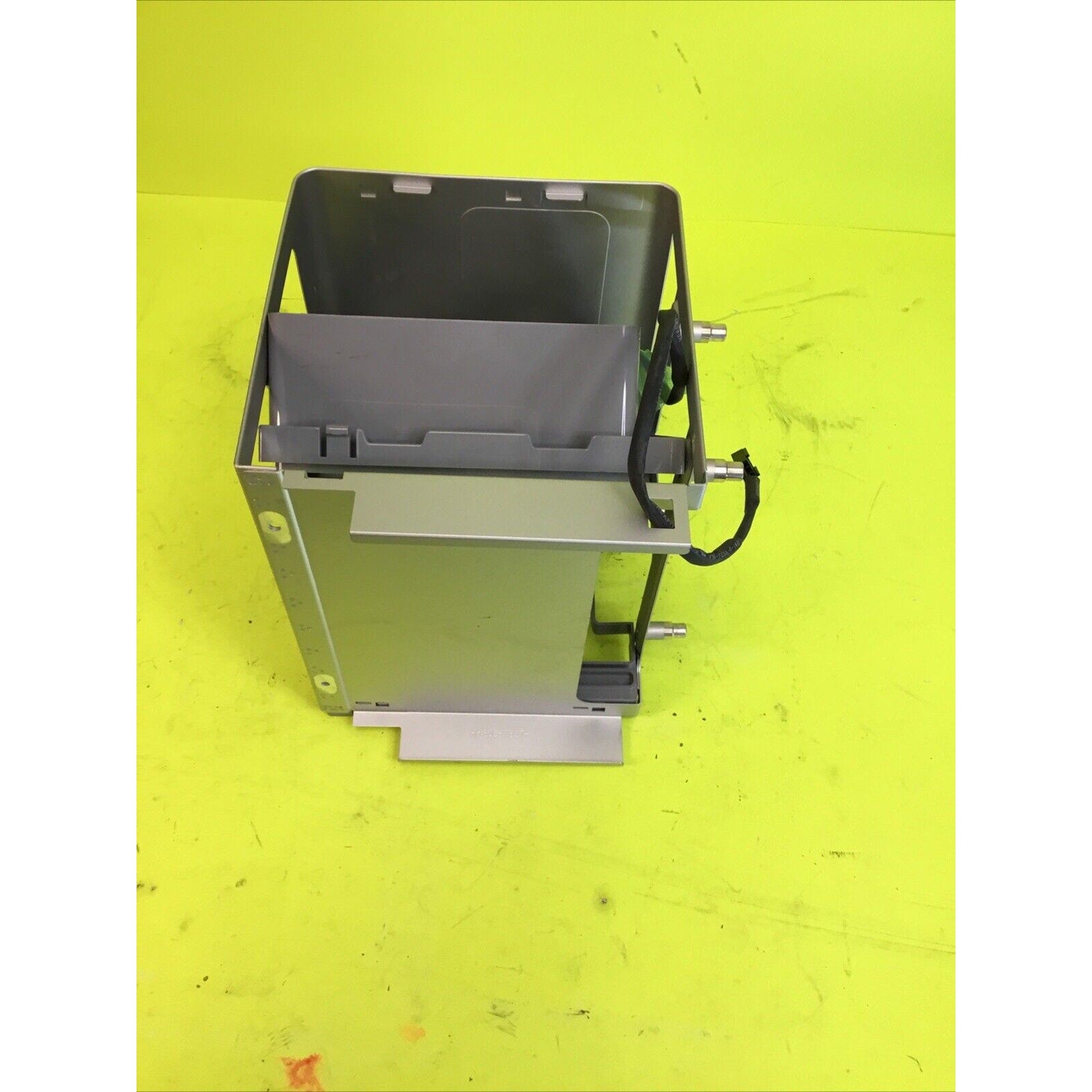 Apple 815-9399 Mac Pro Memory Cage with Rear-Fan-815-9400