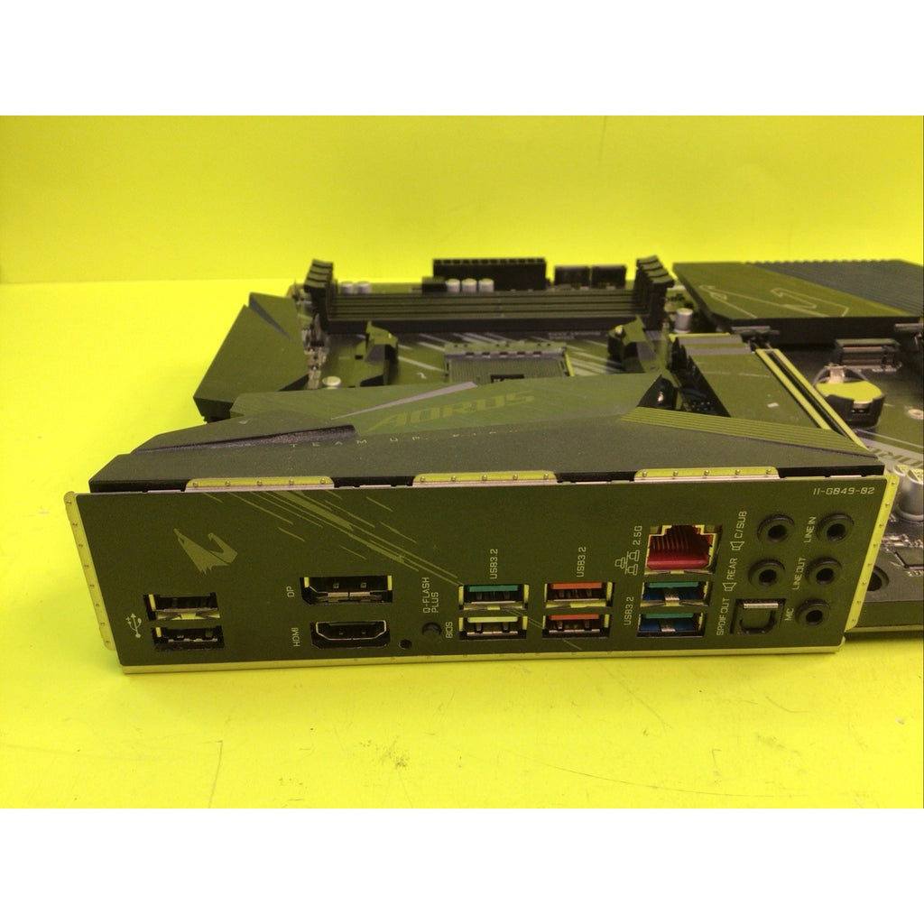 GIGABYTE B550 AORUS ELITE AM4FOR PARTS or REPAIR