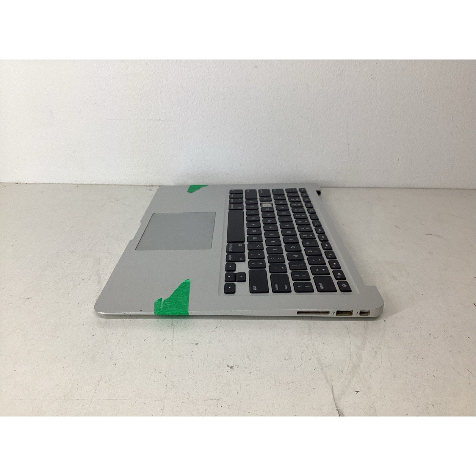 Apple MacBook Air A1466 13" Laptop Intel Duo Core Palmrest Assembly - For Parts
