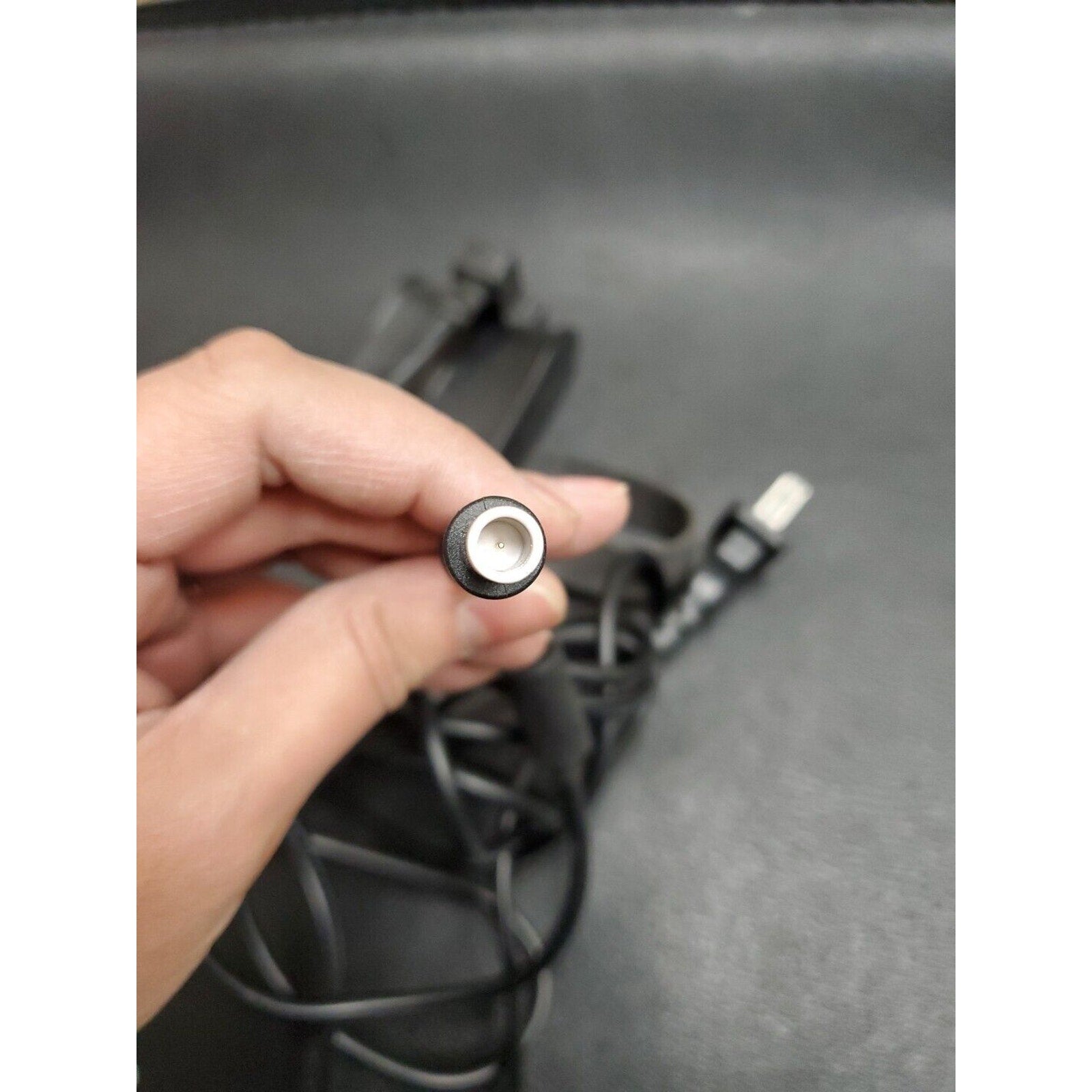 Genuine Dell HA65NS1-00 AC Power Adapter Charger 65W 19.5V 3.34A PA-12 0HN662