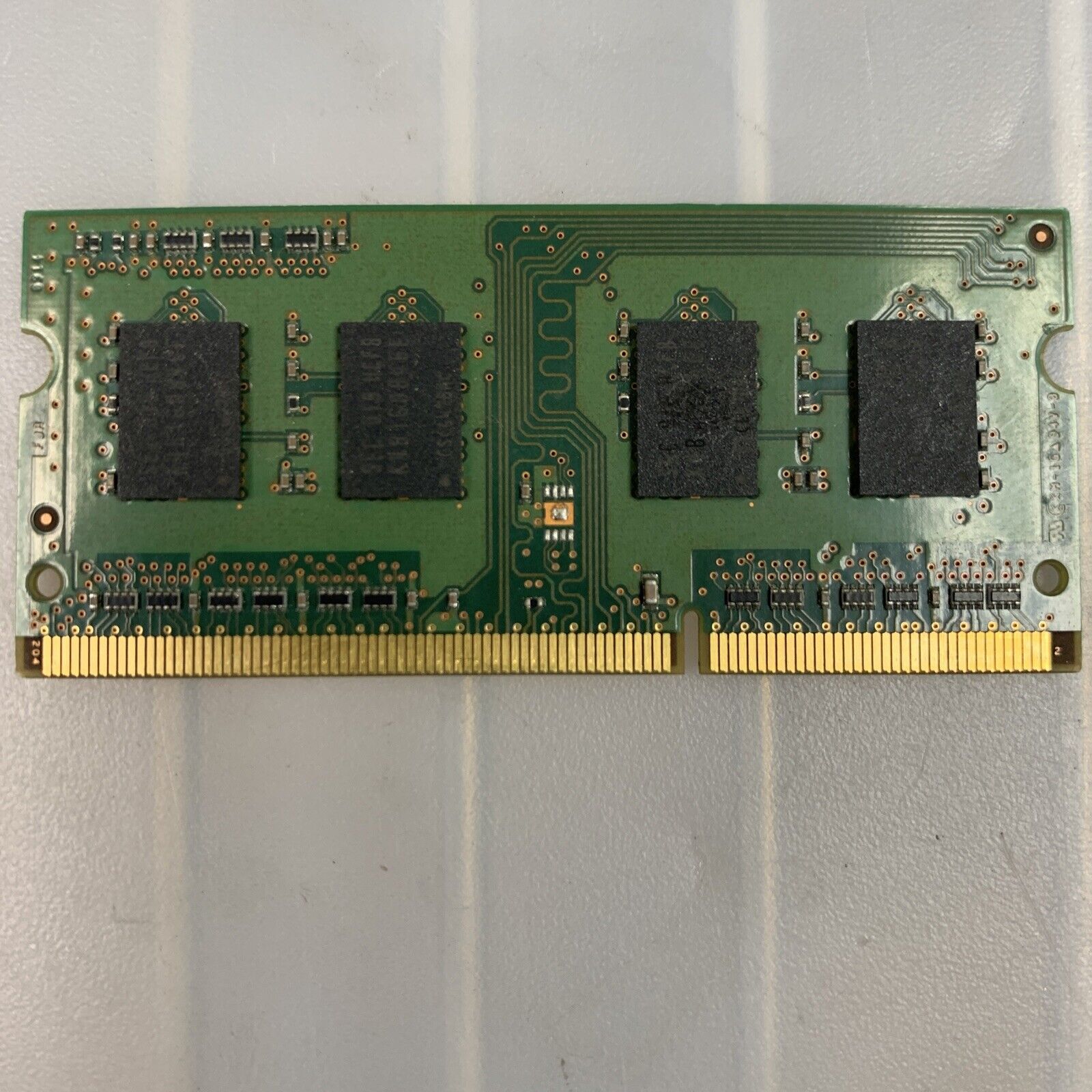 Samsung PC3-8500 (DDR3-1066) 1 GB SO-DIMM 1066 MHz M471B2873EH1-CF8 Memory #B1