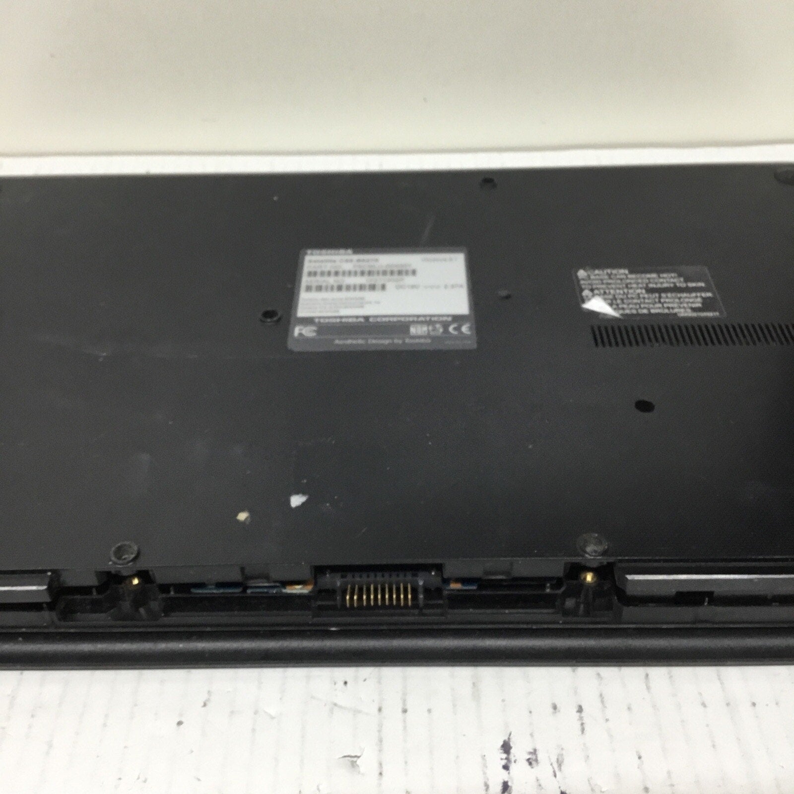 Toshiba C55-B5270 Laptop FOR PARTS READ DESC