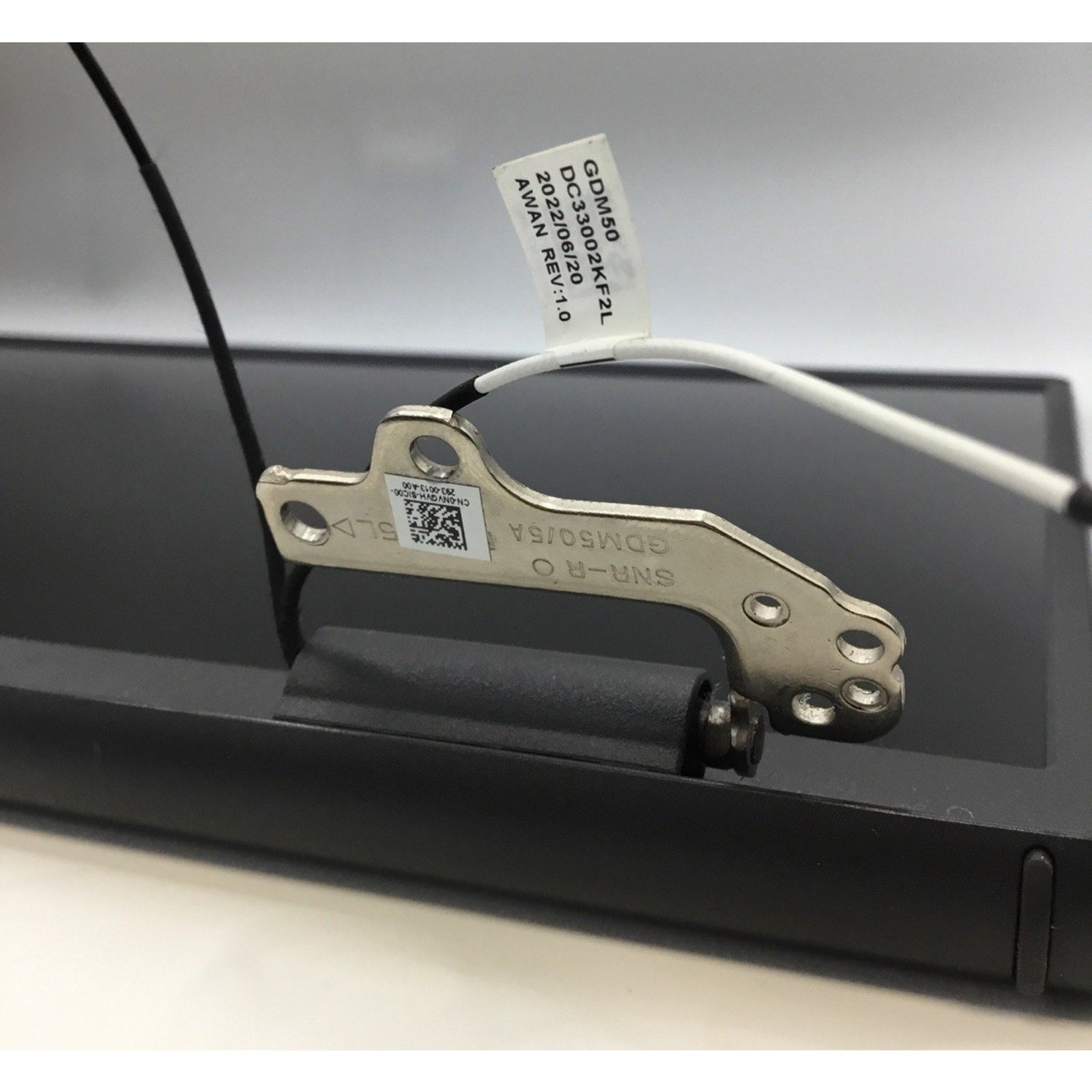 Dell Inspiron 3511 15.6 complete lcd screen display panel assembly CRACKED