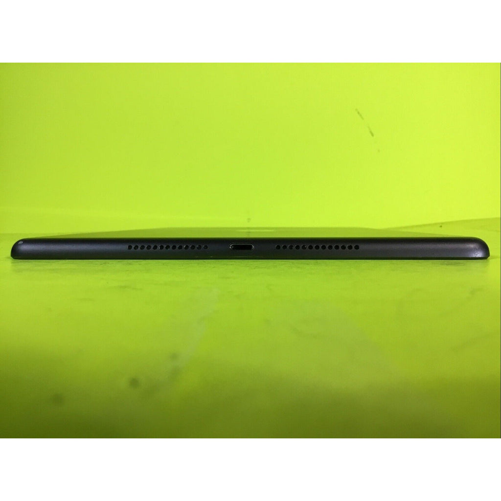 Apple iPad 7th Gen A2197 Gray FOR PARTS REPAIR or RECYCLE