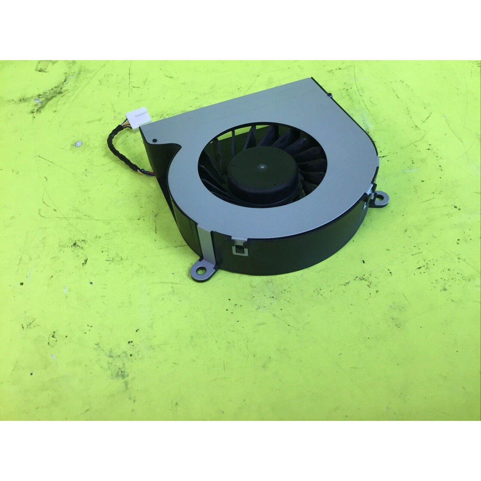 HP AIO 22-2 21-2 Cooling Fan BUB1012DD 1323-00JJ000 0A D000