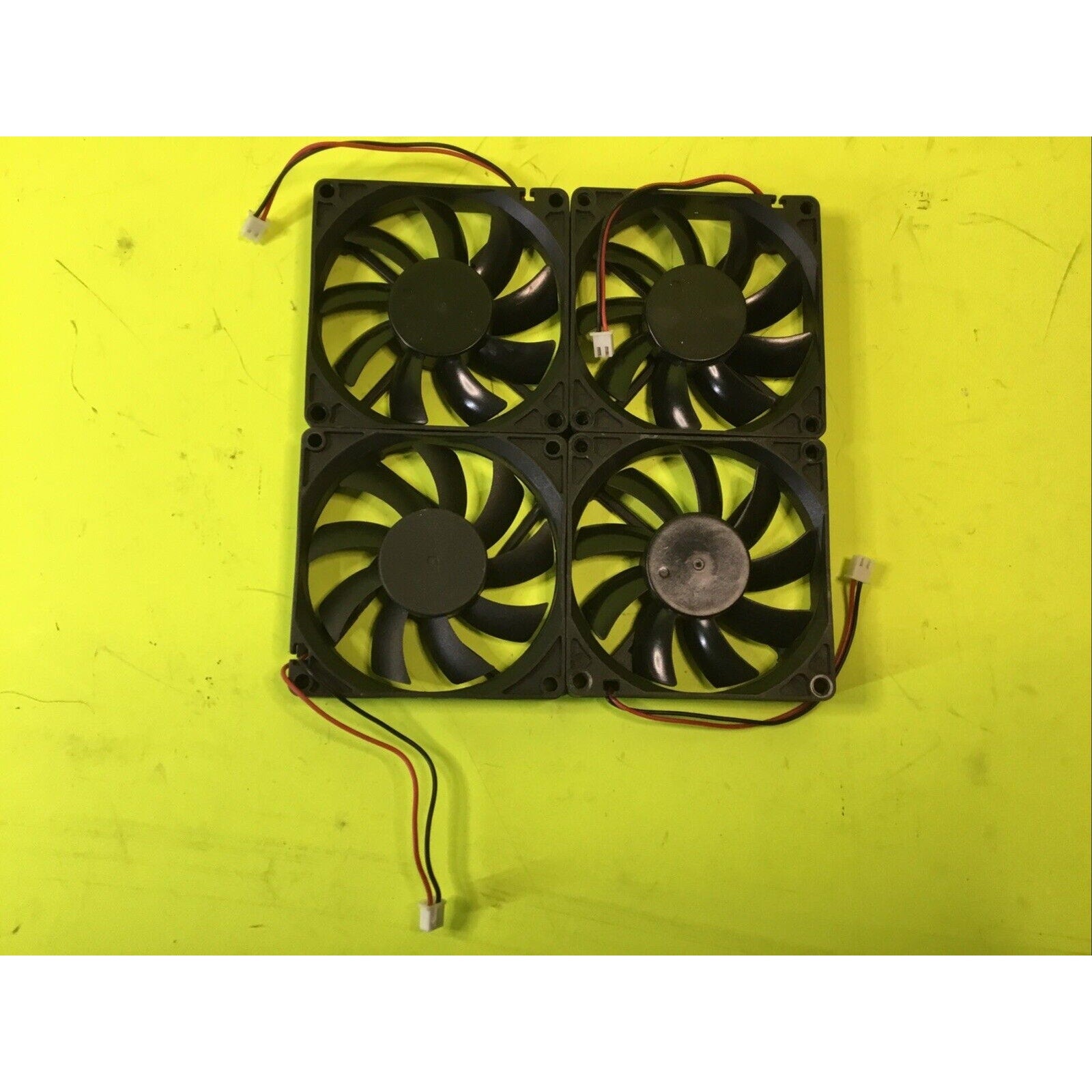 Lot of 4x DC BRUSHLESS FANS PY-8015M12S