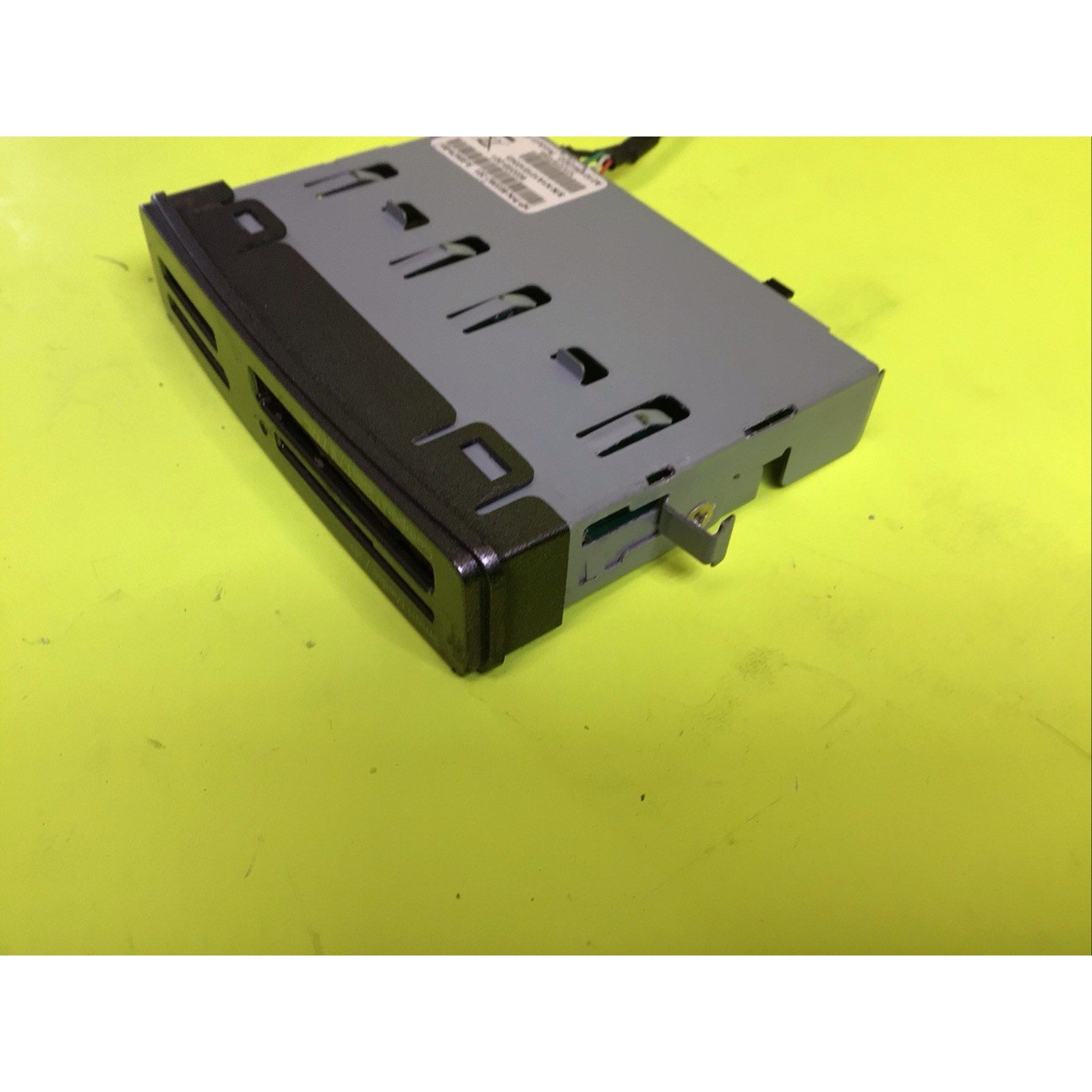 HP Pavilion Desktop Internal Memory Card Reader 603395-001 P6754y P6000 Series