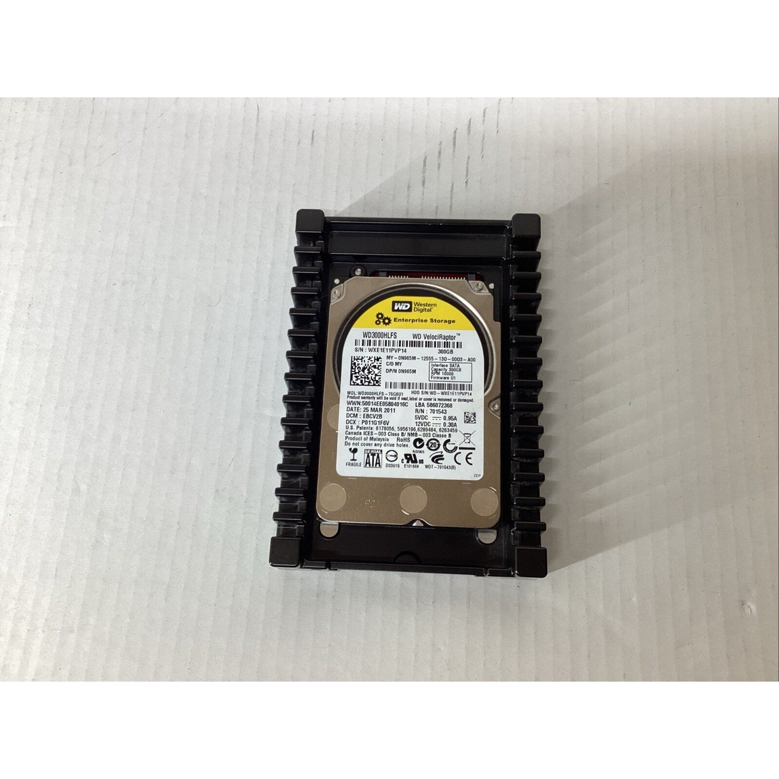 Western Digital WD3000HLFS VelociRaptor 300 GB 3.5" SATA 10000 RPM Hard Drive