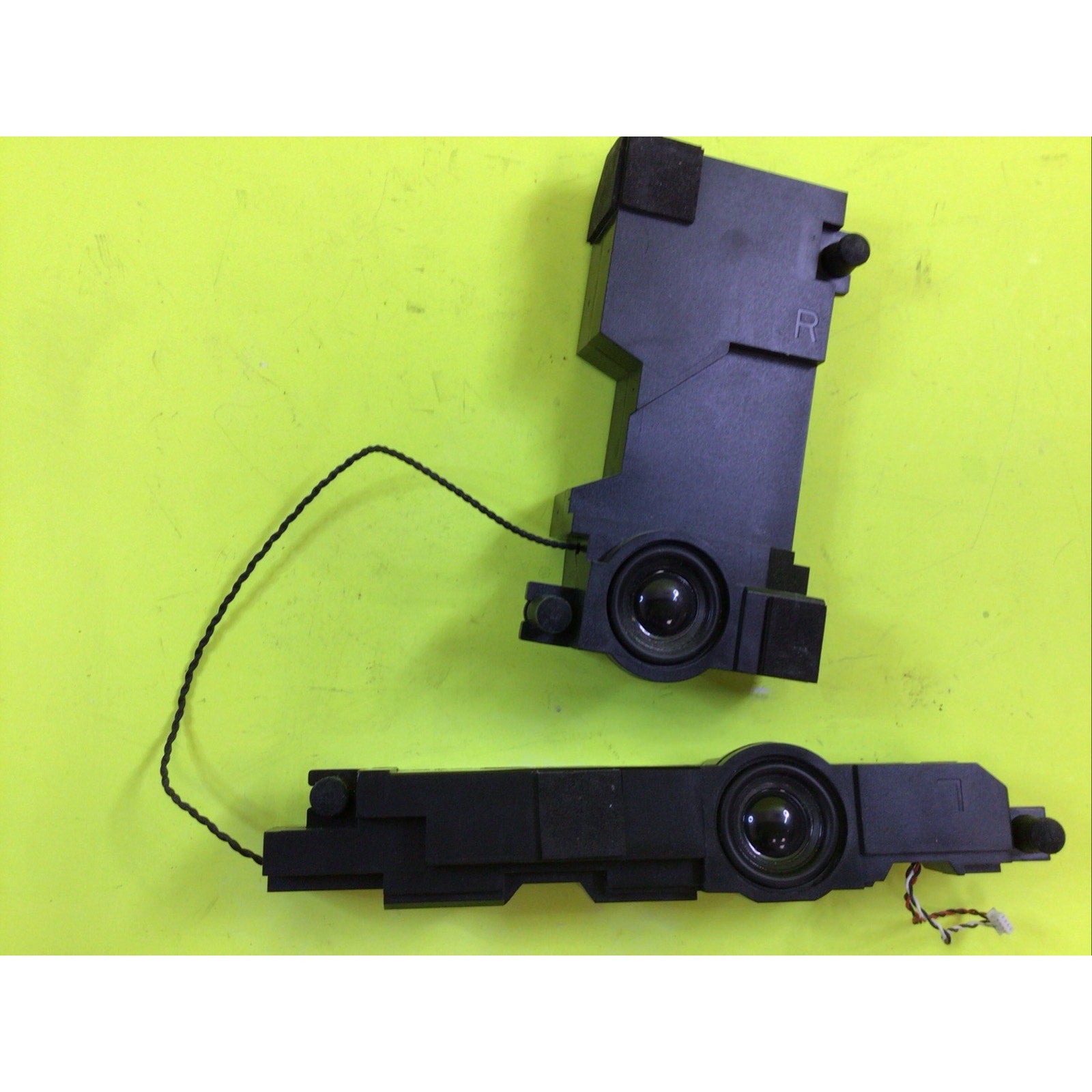 Lenovo Ideacentre Left and Right Speaker Set PK2300NP00 59432472