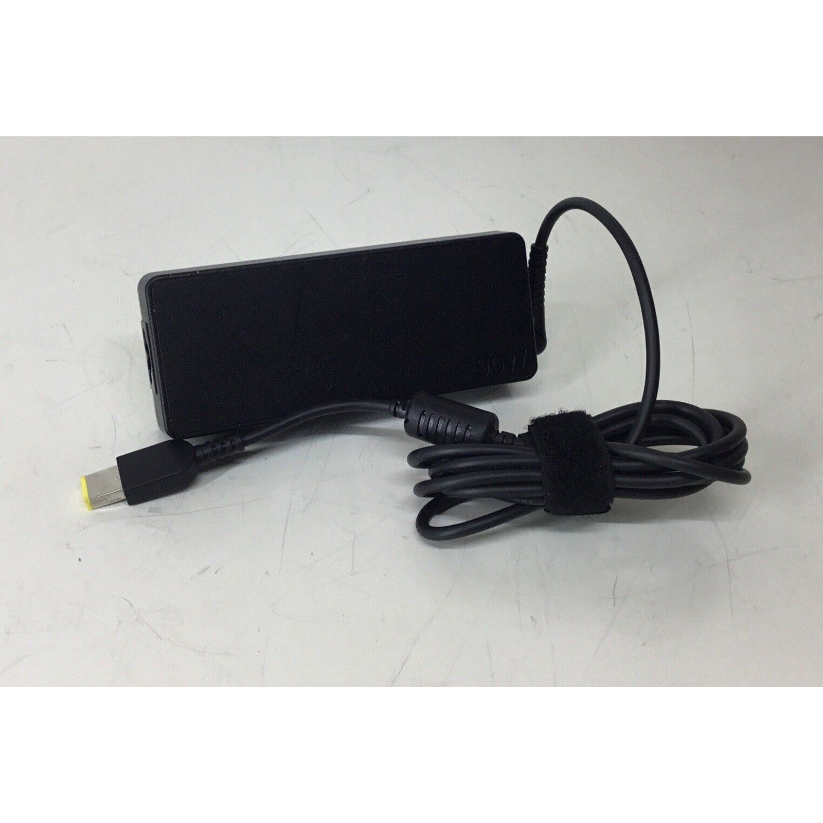 Lenovo PA-1900-72 20V 4.5A 90W Original AC Power Adapter Charger SA10J20151