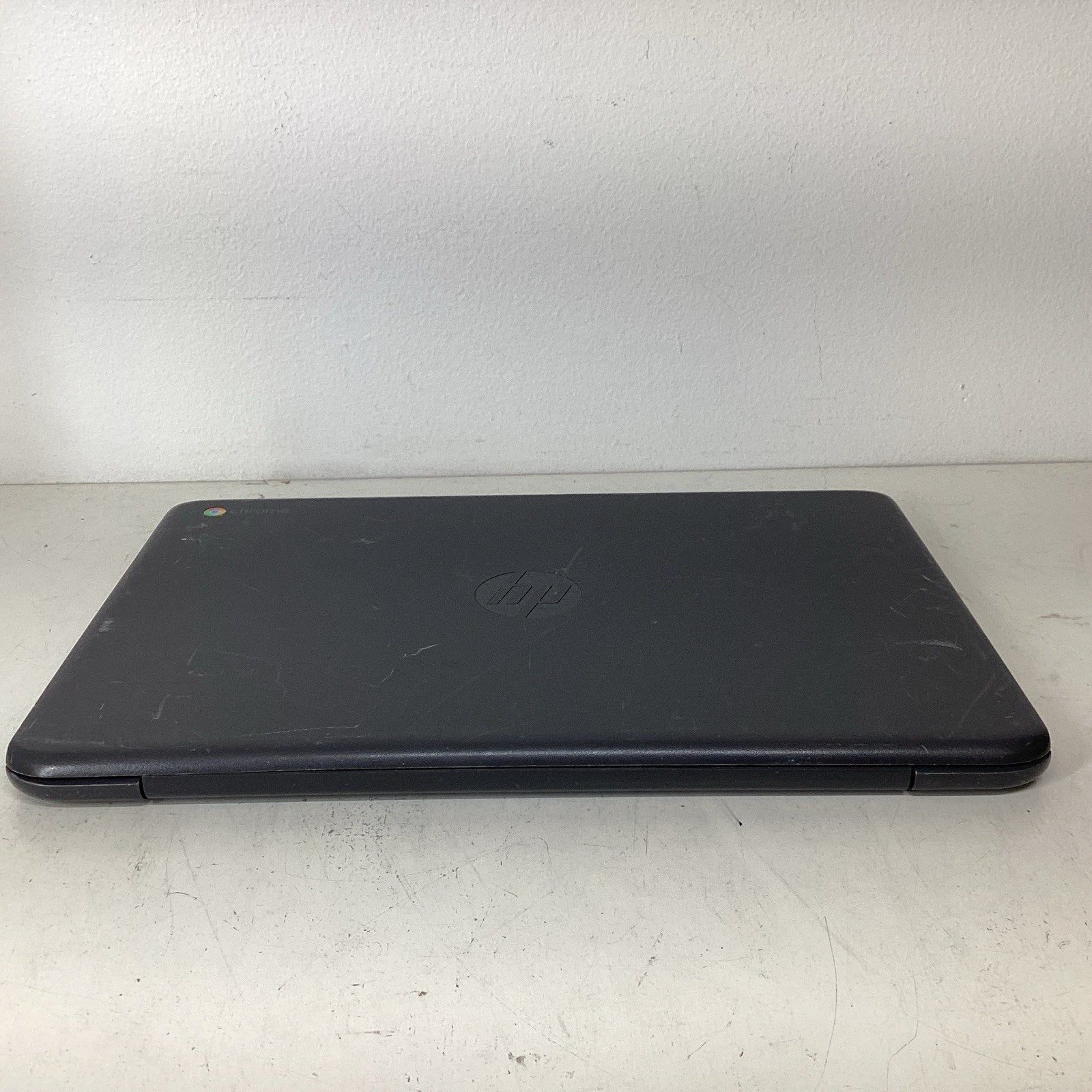 HP Chromebook 14-ca061dx 14" Chromebook Intel Celeron N3550 4GB RAM 32GB eMMC