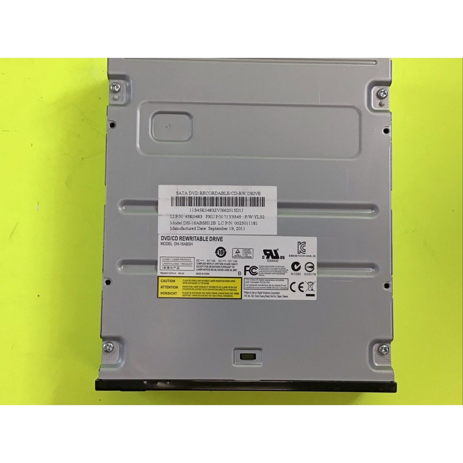 LENOVO 71Y5545 SDX0F17038 5.25 SATA SUPER MULTI DVD WRITER MODEL GHCON M700
