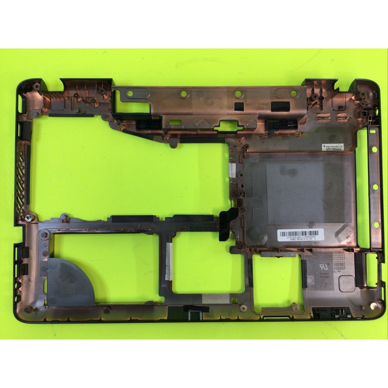 Lenovo Ideapad Y560 Bottom Case Housing 34KL3BALV10