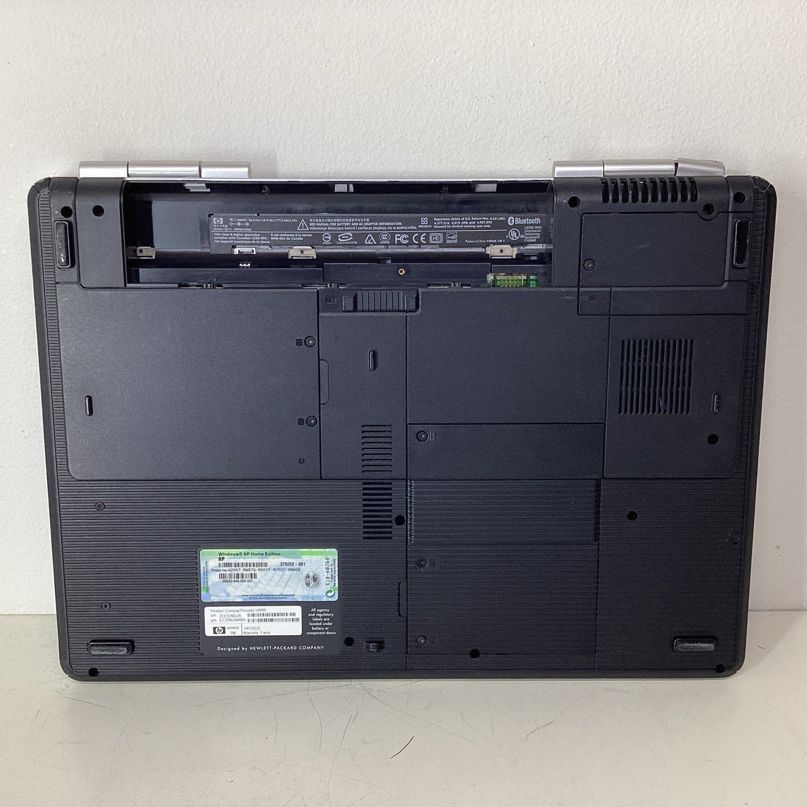 Compaq Presario V4000 Laptop 60GB HDD 512GBx2 RAM Intel Centrino - For Parts