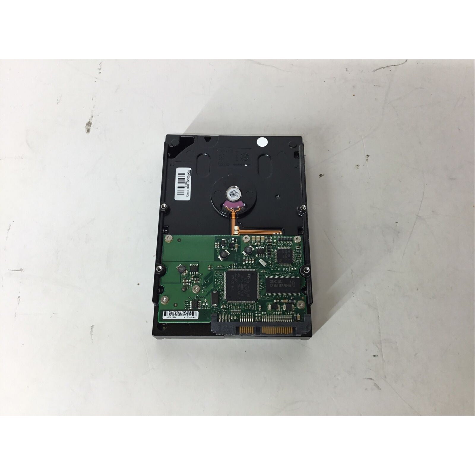 Seagate Barracuda 7200.12 320 GB Hard Drive ST3320833AS 9BD13M-620 RF243AA#ABA