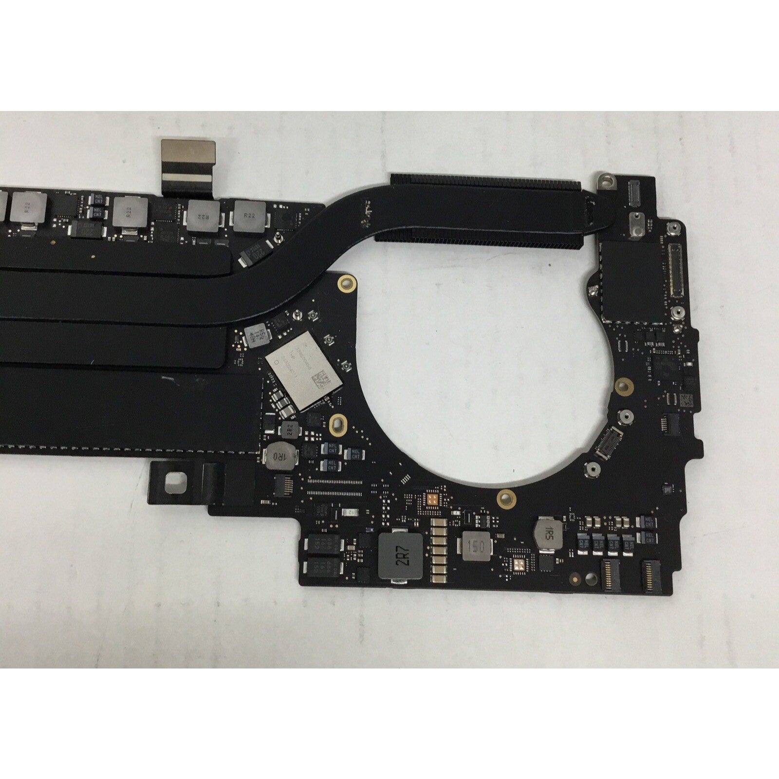 READ DESC 2.4 GHz I5 Logic Board 8GB Ram 512GB 13" MacBook A1989