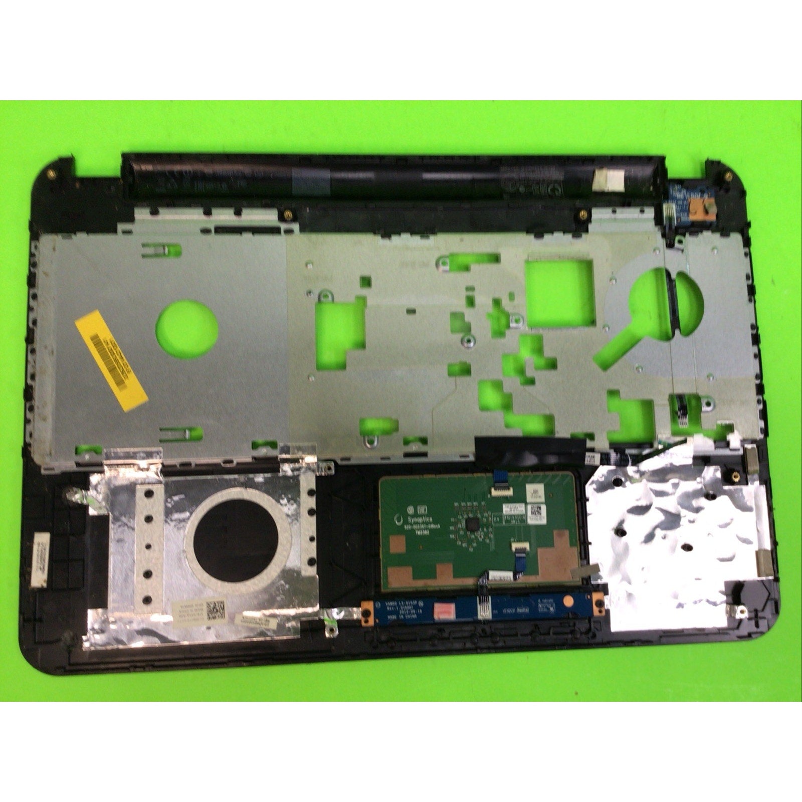 Dell Inspiron 3521 Black Palmrest w/Touchpad 0R8WT4