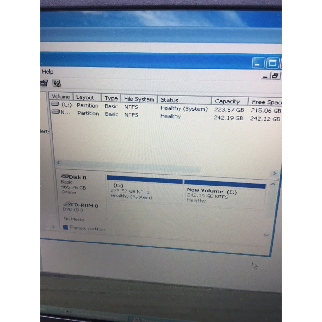 Lot of 2 Dell Latitude D630 3.5GB Laptop WindowsXP DVD/CD Intel Core 2 Duo 500GB