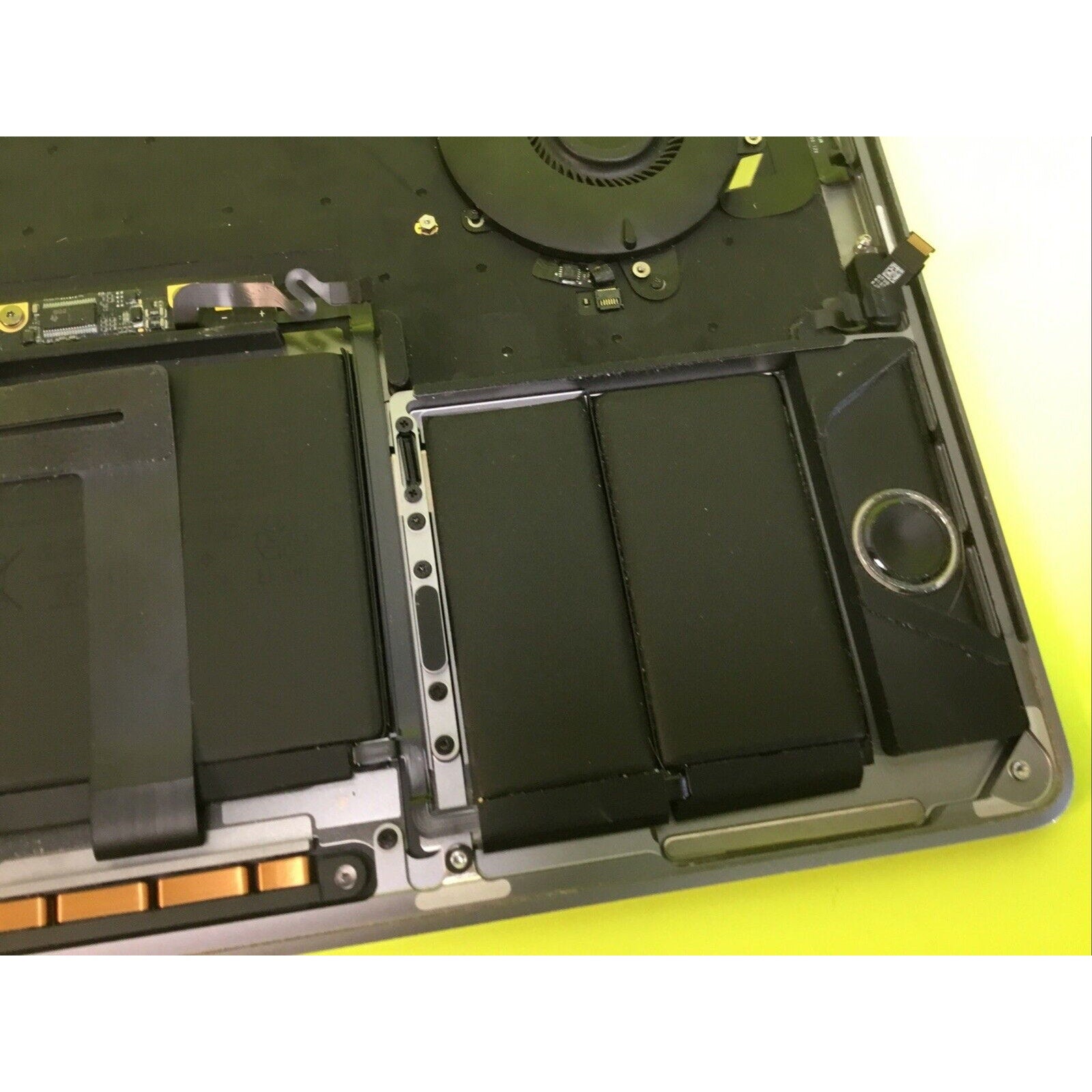 Macbook Pro 13" A1706 Palmrest Keyboard Assembly UNTESTED