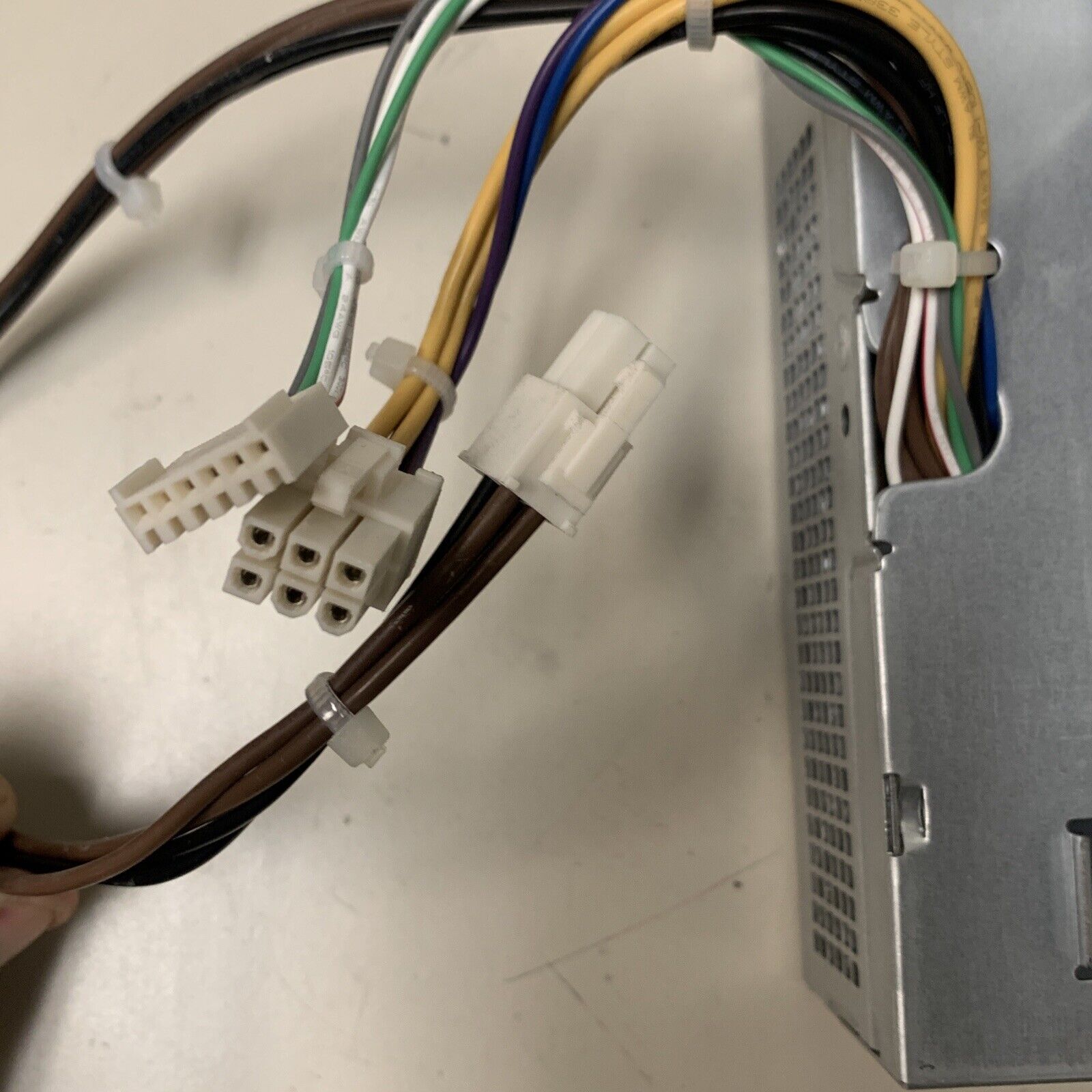 HP Switching Power Supply Model PS-4241-9HB P/N 611481-001 / 613762-001 240W