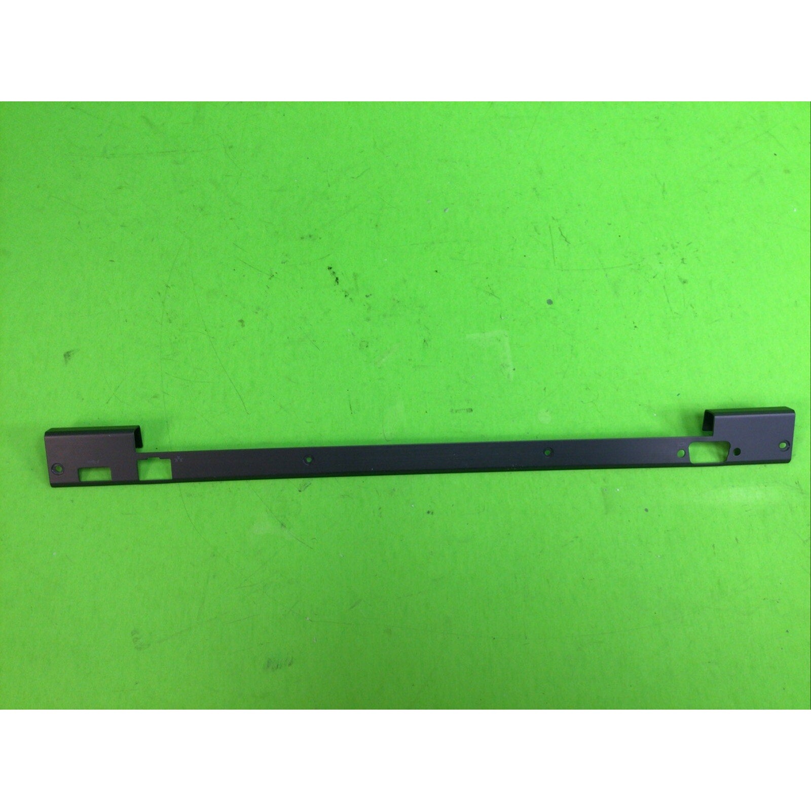 Dell Latitude E6540 Laptop Display Hinges Cap/Cover 07VP40 CN-07VP40
