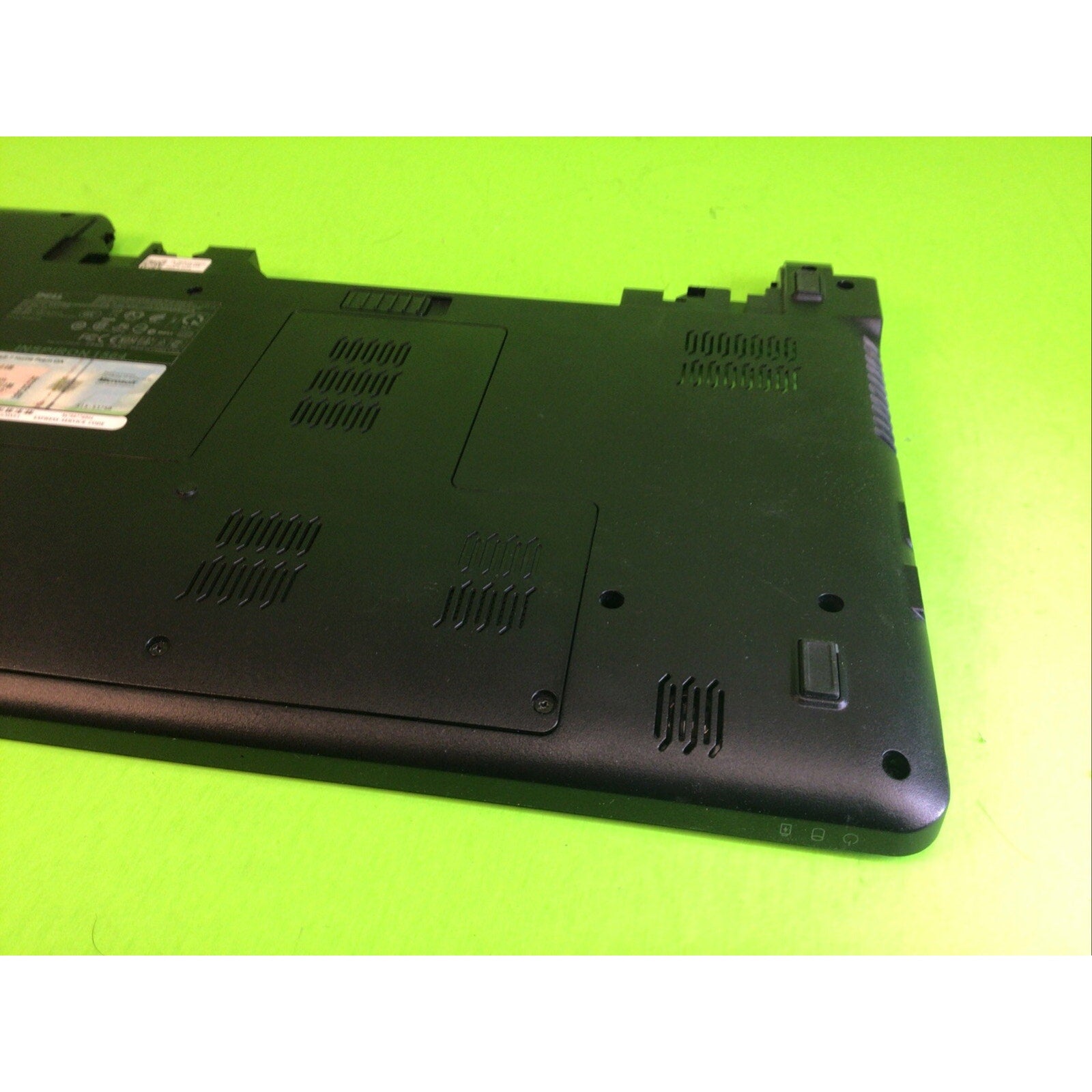 DELL BOTTOM CASE BASE W/ PLASTIC COVER ASSEMBLY INSPIRON 1564