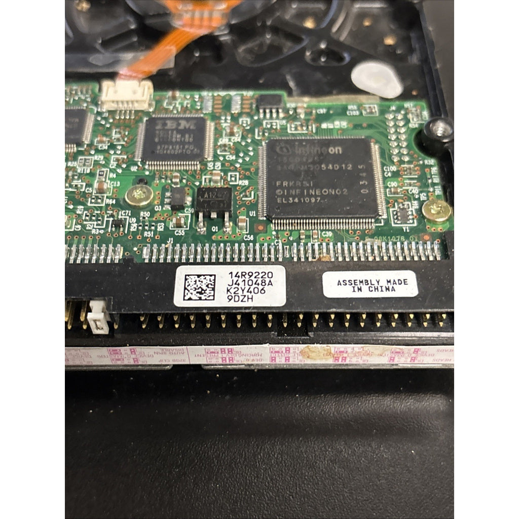 Hitachi Deskstar 61.4gb HDS722580VLAT20 IDE HDD P/N: 14R9210 7200RPM MLC: H71474