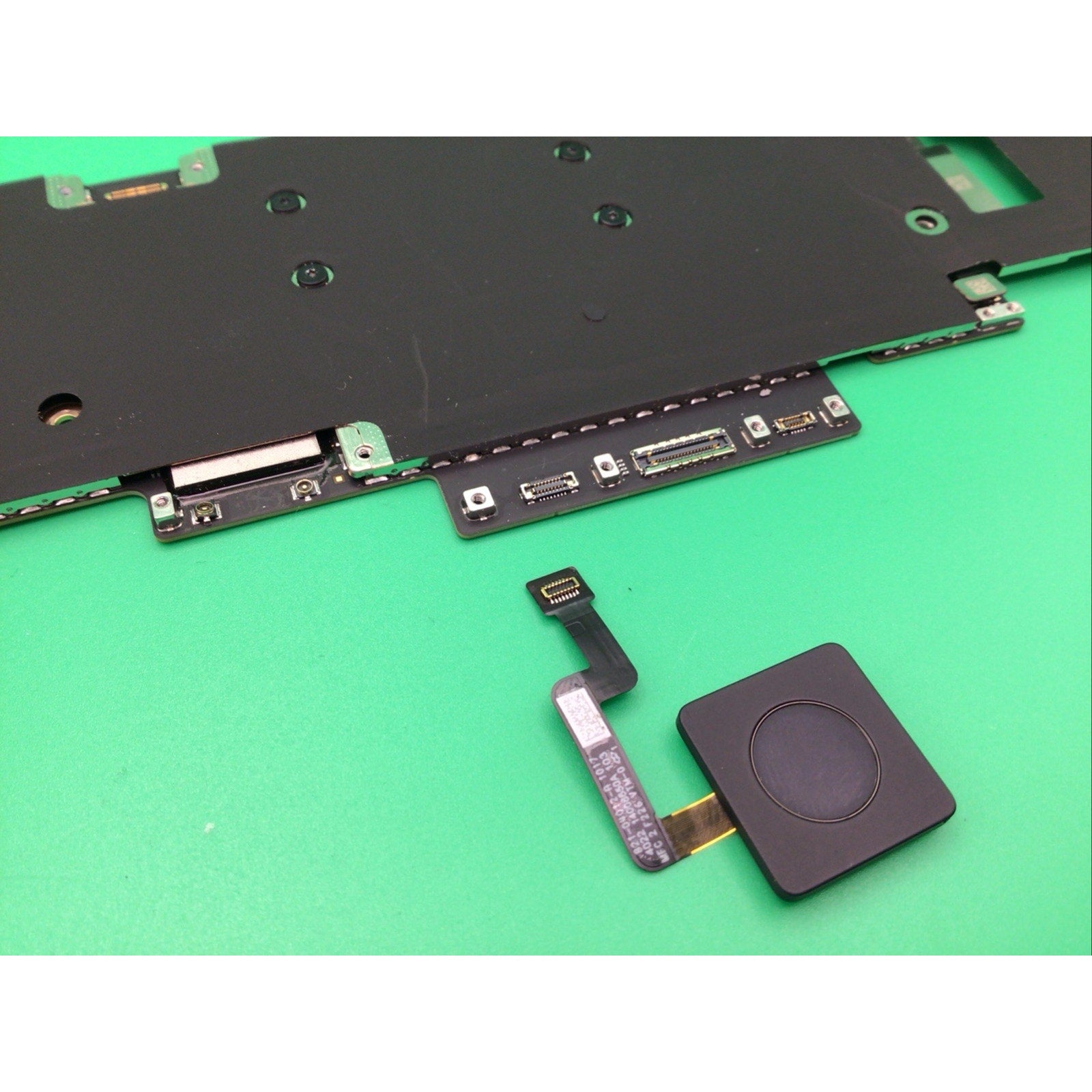 Apple MacBook Air M2 A2941 with Touch ID FOR PARTS