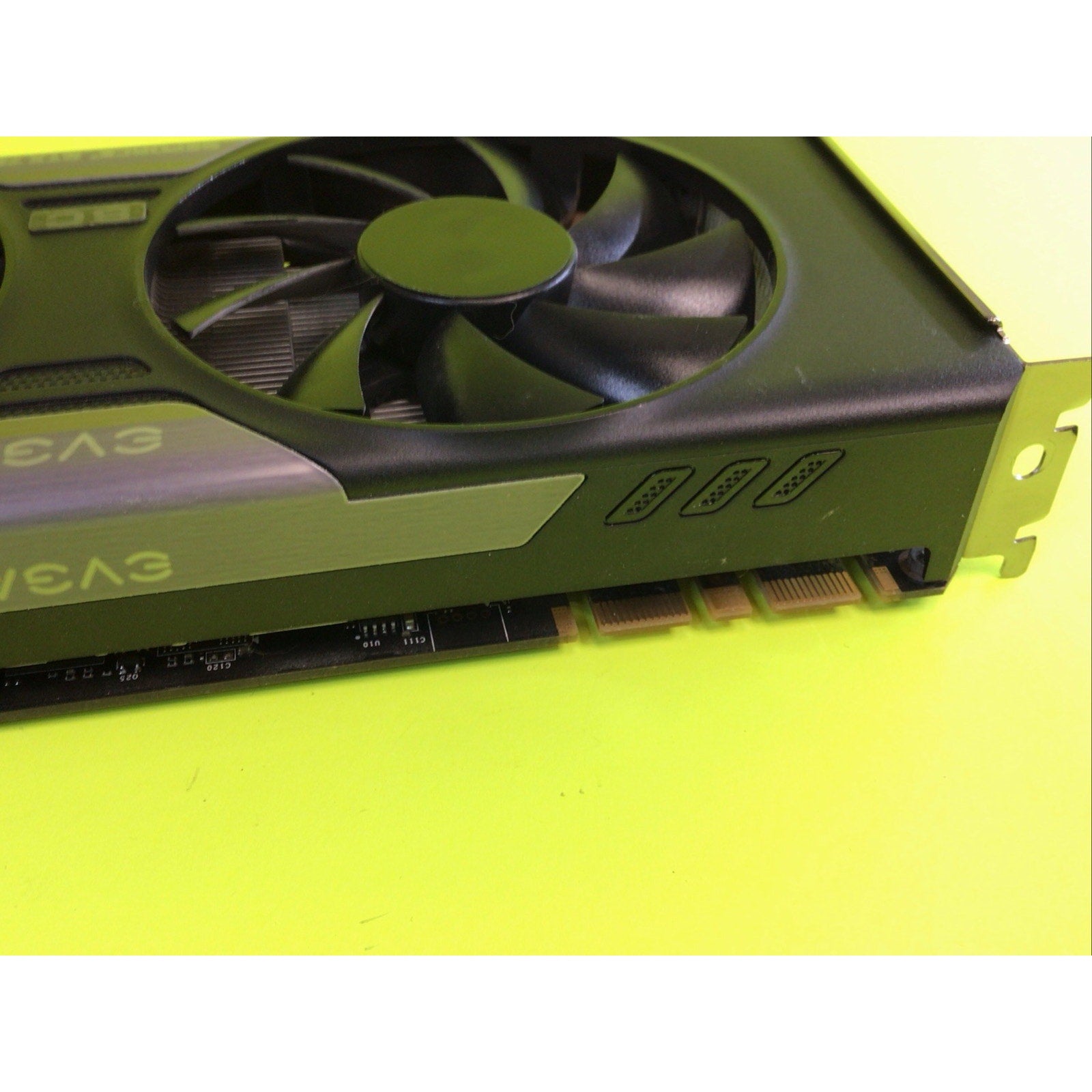 EVGA GeForce GTX 760 2GB Graphics Card (02G-P4-2765-KR)