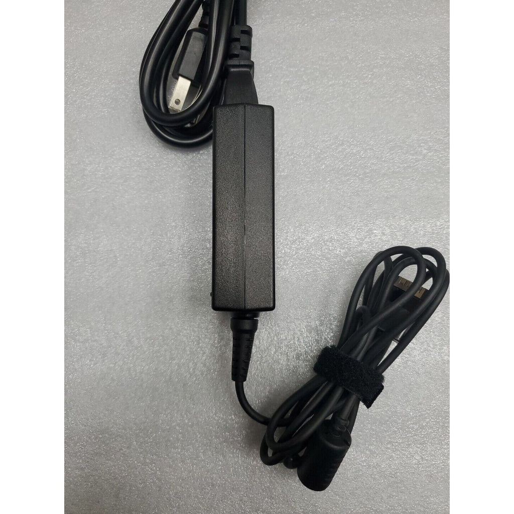 Genuine DELL Tablet 30W 19V 1.58A AC Power Adapter Charger + Cable D28MD 0D28MD